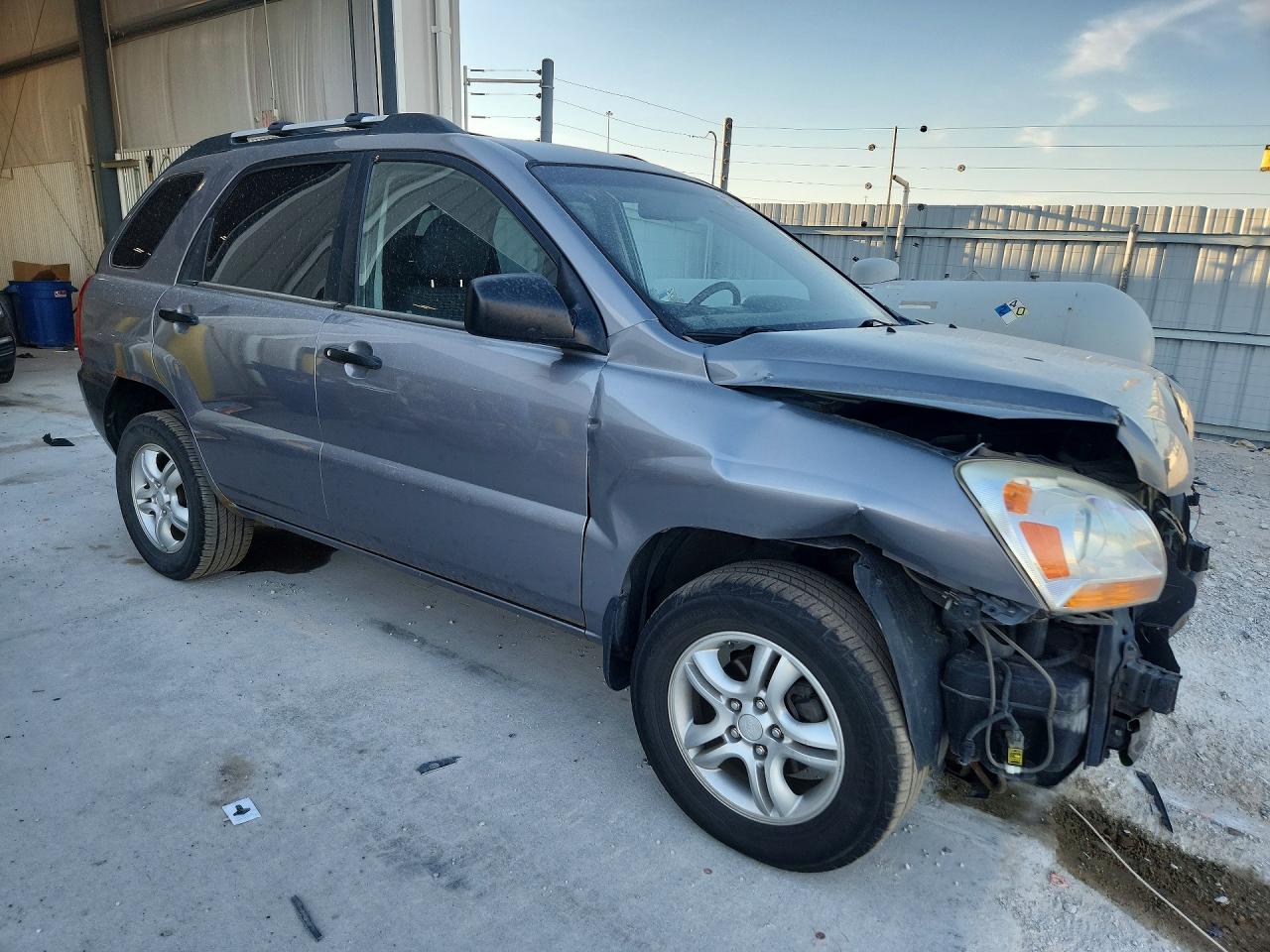 2008 Kia Sportage Lx Silver vin: KNDJF723687462309
