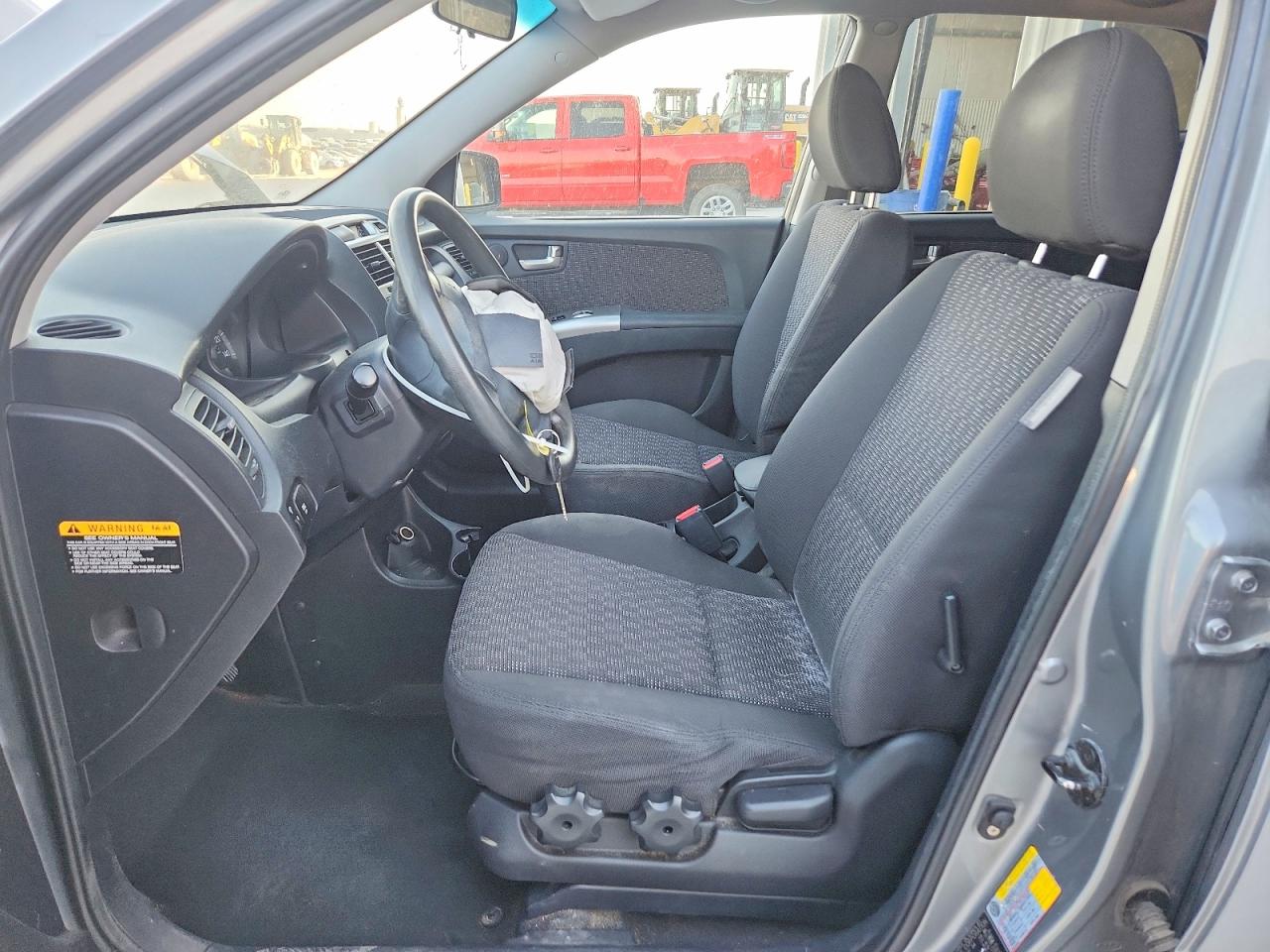 2008 Kia Sportage Lx Silver vin: KNDJF723687462309