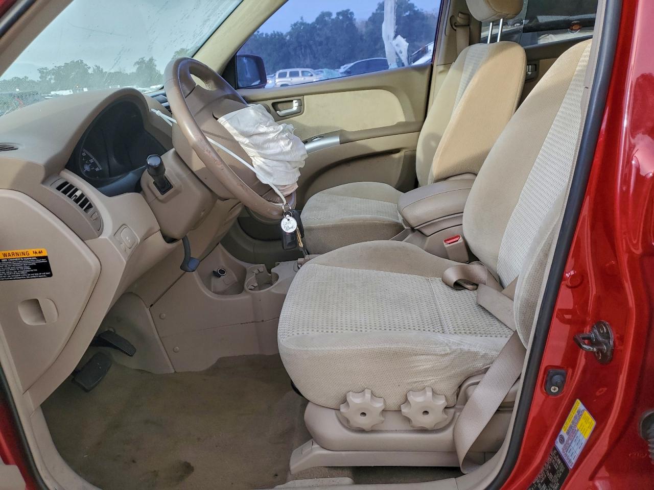 2005 Kia New Sportage Red vin: KNDJF723757078454