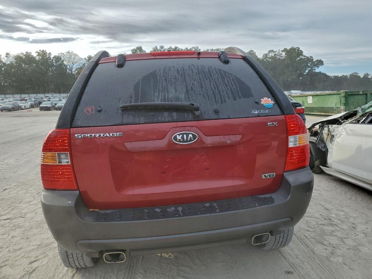 2005 Kia New Sportage Red vin: KNDJF723757078454