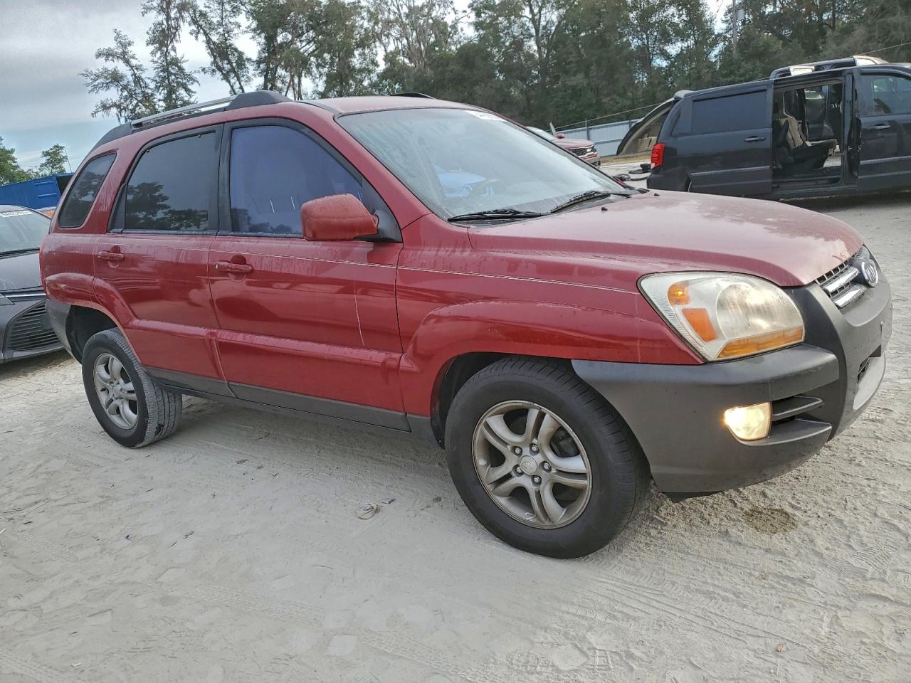 2005 Kia New Sportage Red vin: KNDJF723757078454