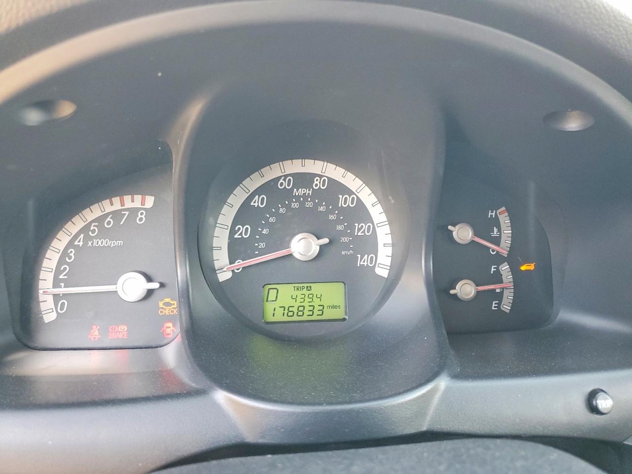 2006 Kia New Sportage Gray vin: KNDJF723867289924