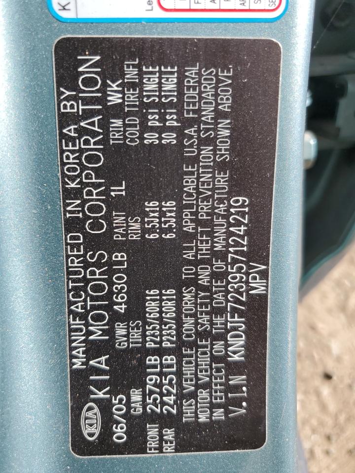 2005 Kia New Sportage Gray vin: KNDJF723957124219