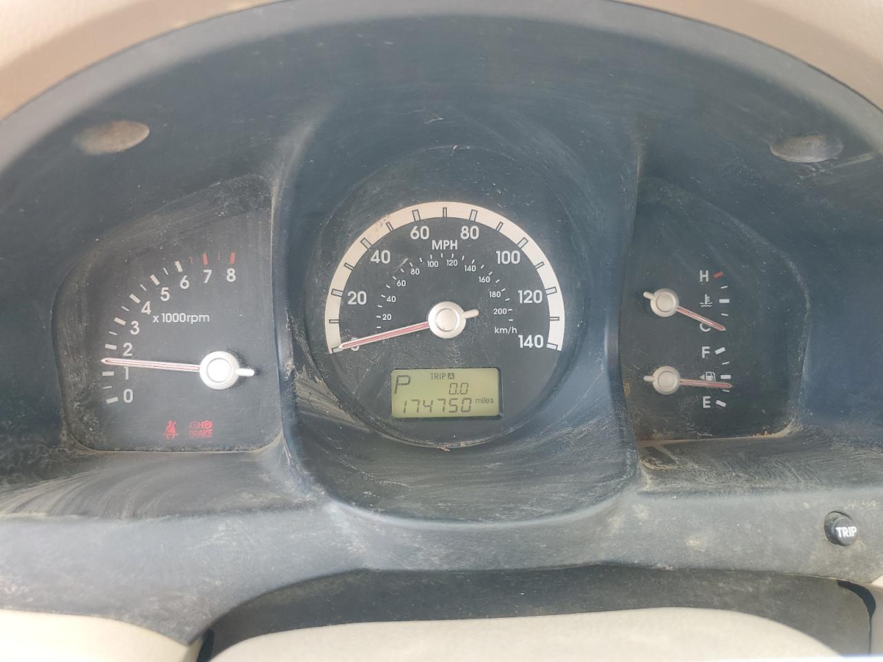 2006 Kia New Sportage Tan vin: KNDJF723967231076