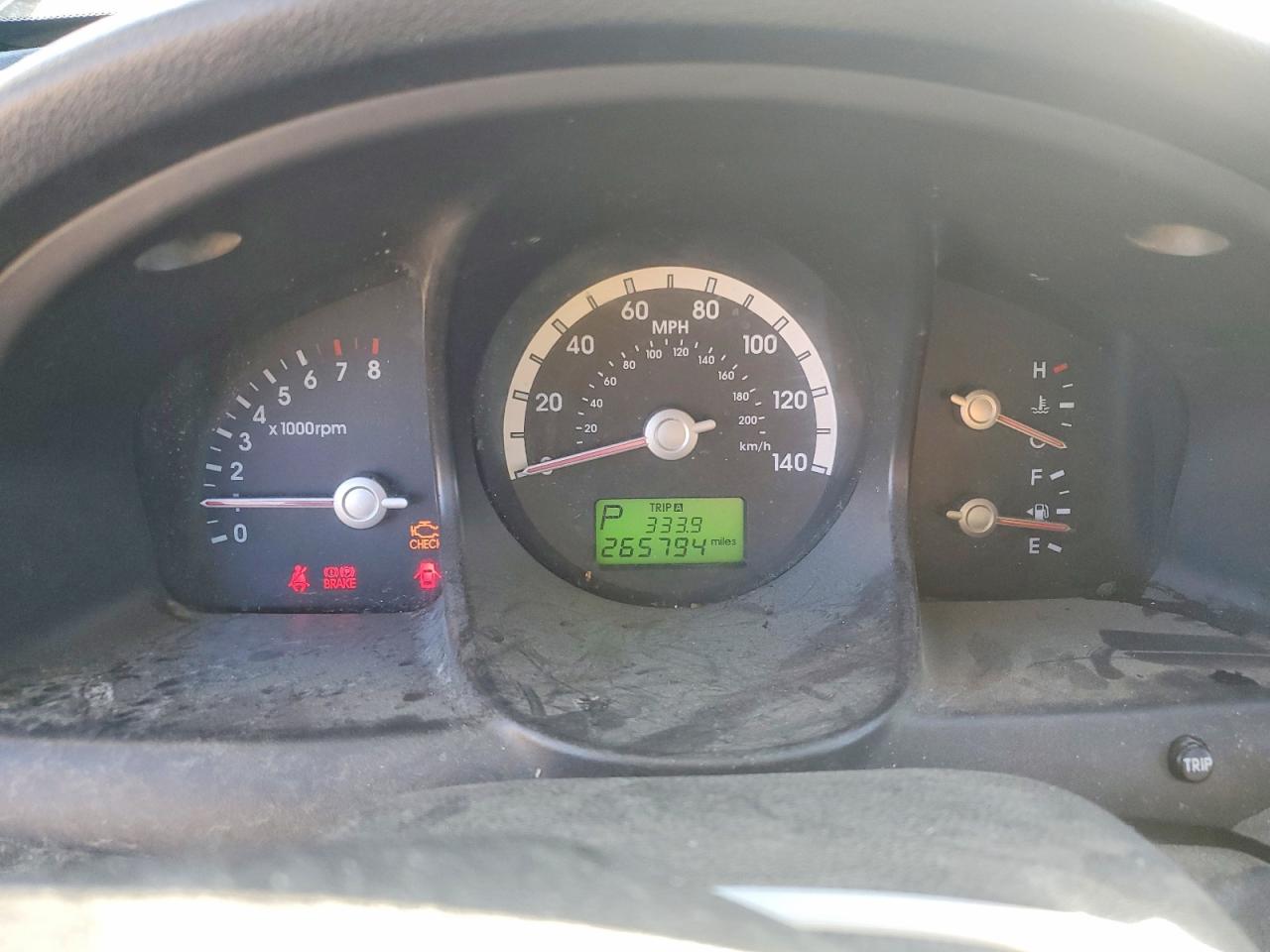 2006 Kia New Sportage Gray vin: KNDJF723967241784