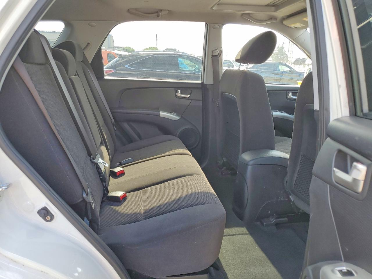 2009 Kia Sportage Lx White vin: KNDJF723997556962