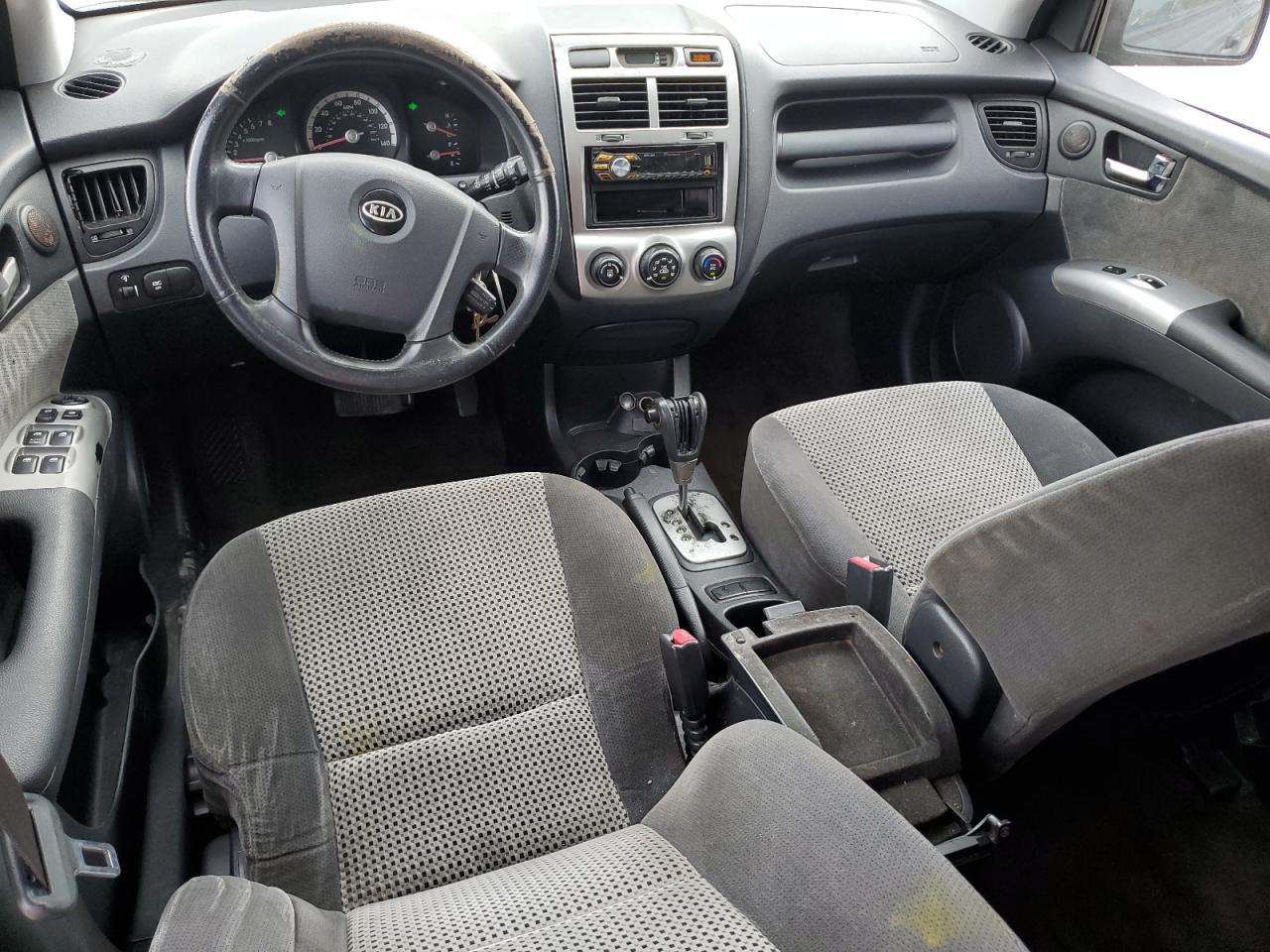 2006 Kia New Sportage    Green vin: KNDJF723X67244662