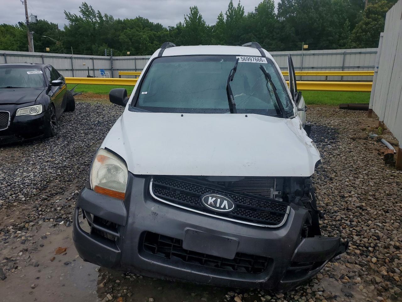 2007 Kia Sportage Lx Белый vin: KNDJF723X77311519