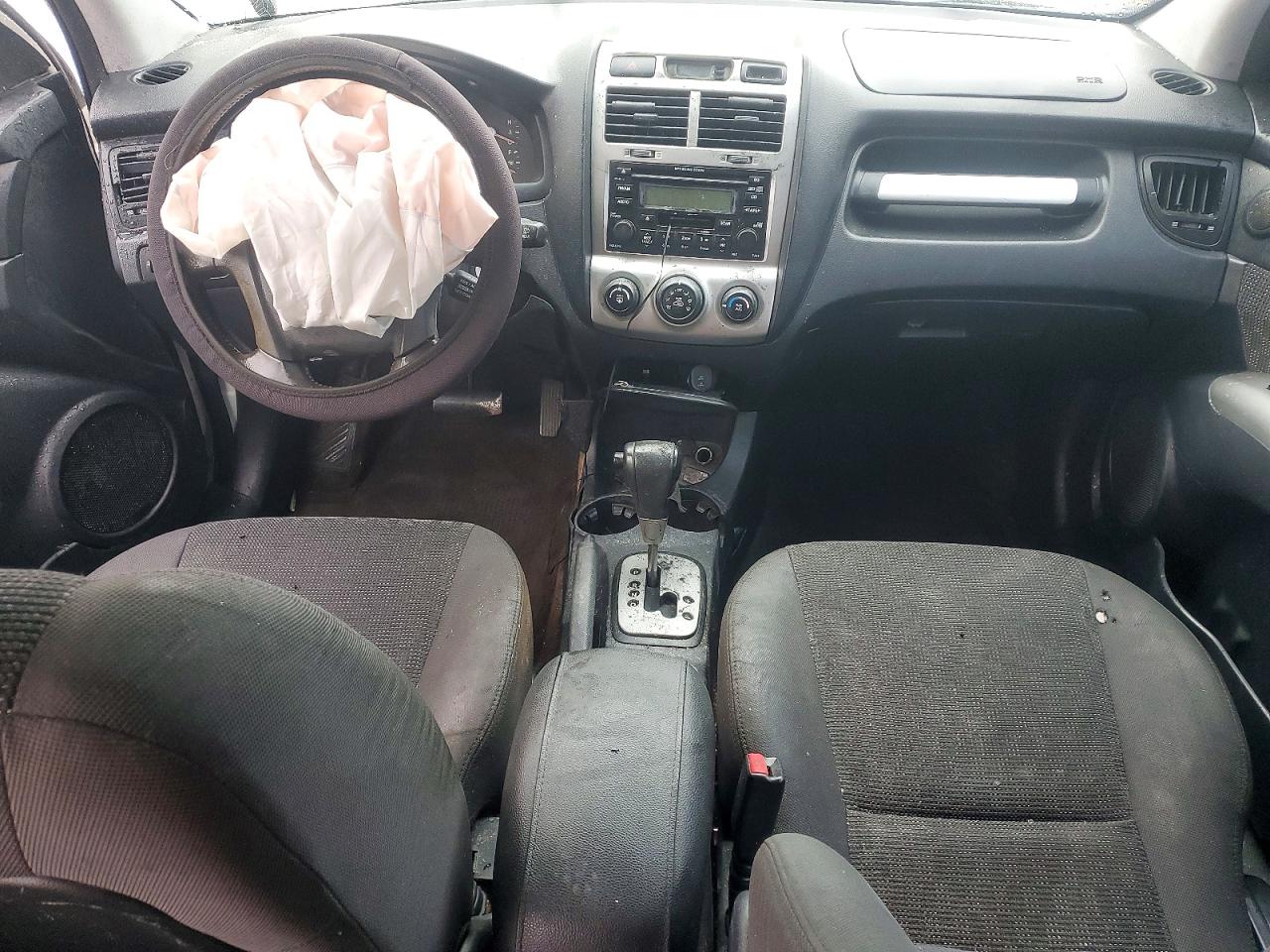 2007 Kia Sportage Lx Белый vin: KNDJF723X77311519