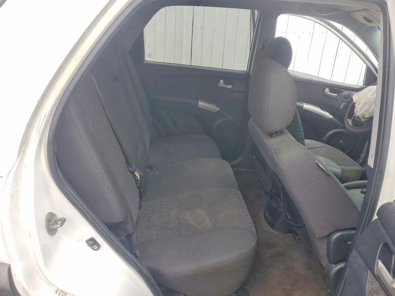 2007 Kia Sportage Lx Белый vin: KNDJF723X77311519