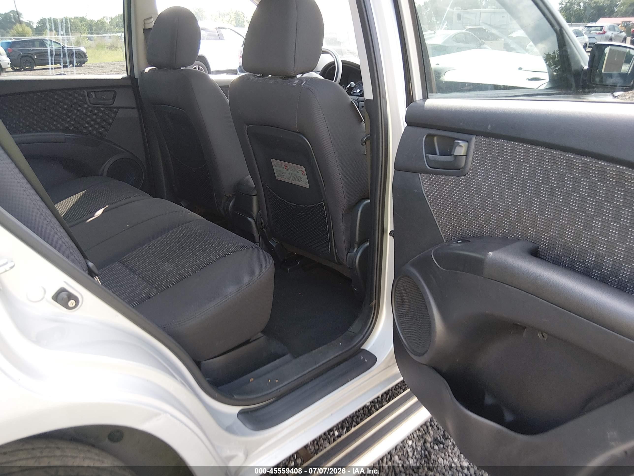 2008 Kia Sportage Lx Silver vin: KNDJF724087518642