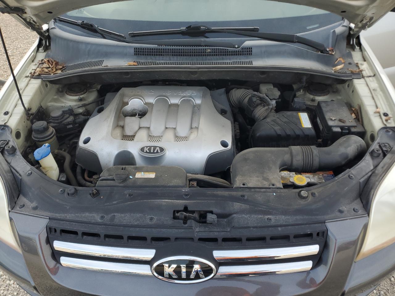 2006 Kia New Sportage Silver vin: KNDJF724167291314