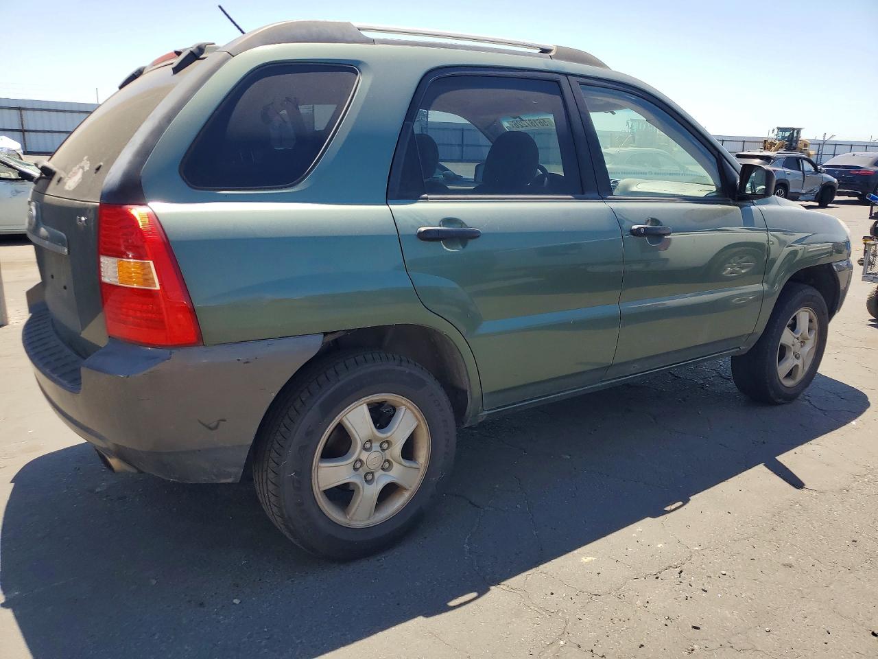 2007 Kia Sportage Lx Green vin: KNDJF724177424543