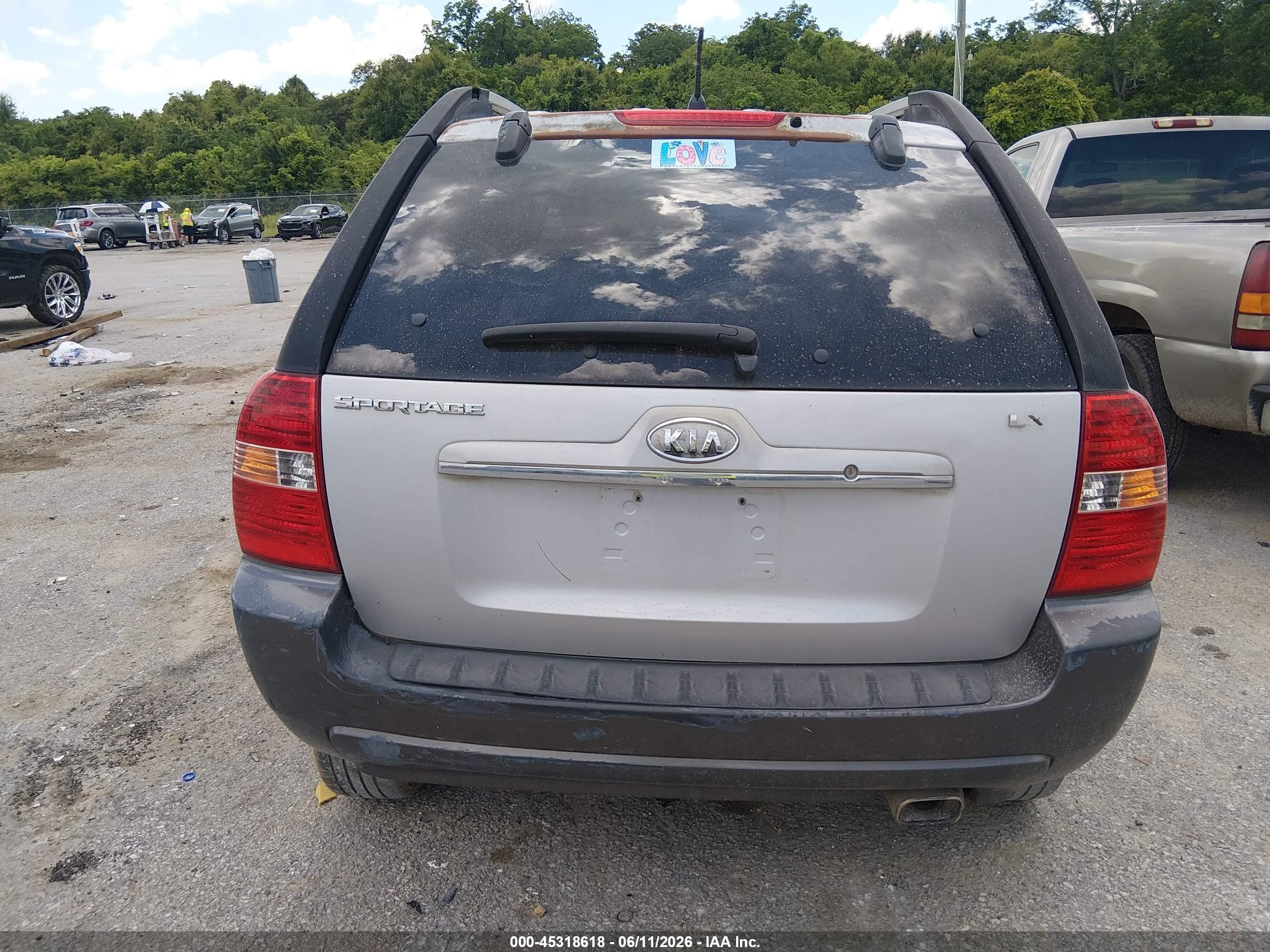 2008 Kia Sportage Lx Gray vin: KNDJF724187464056