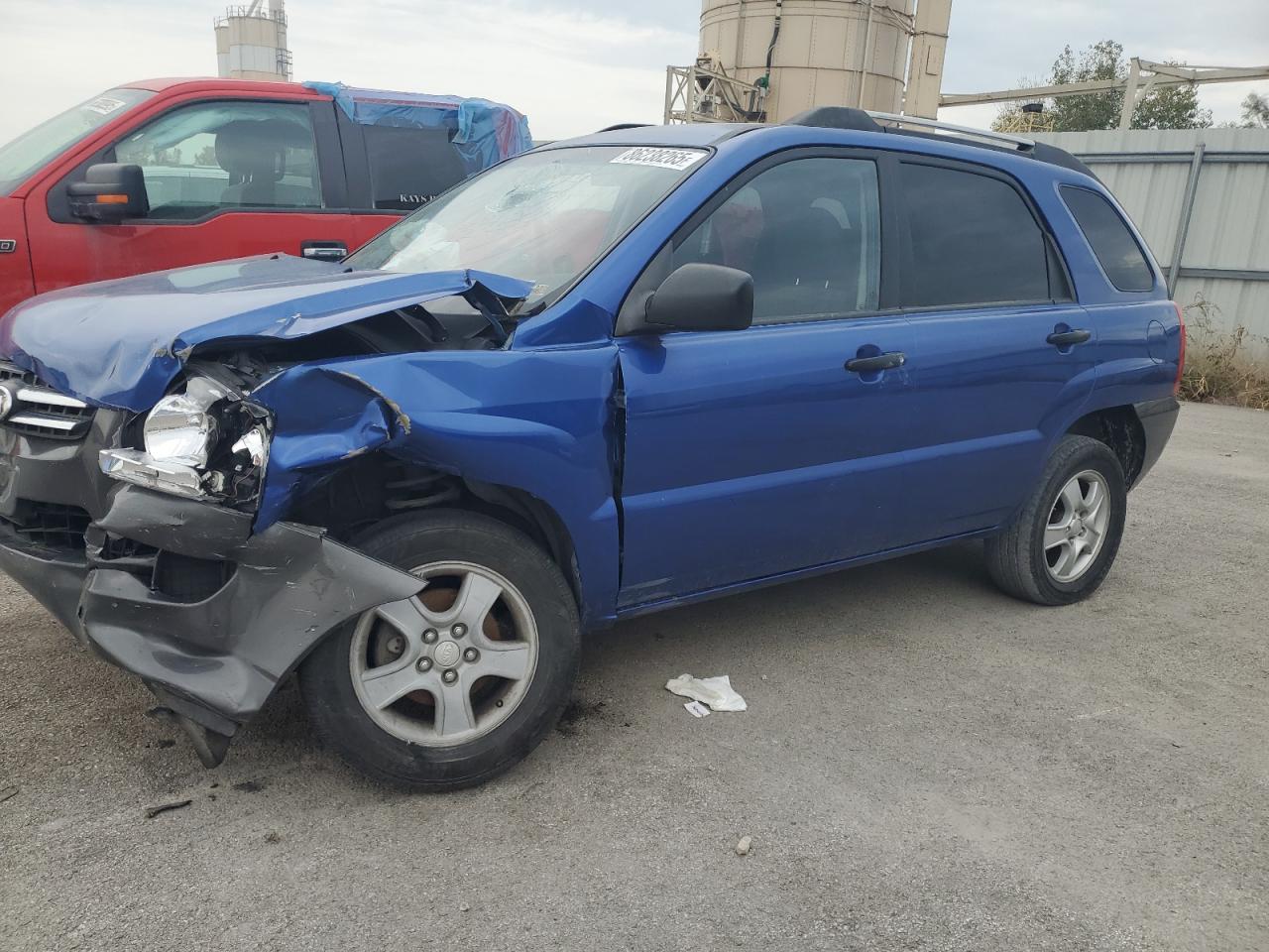 2006 Kia New Sportage Blue vin: KNDJF724267260914