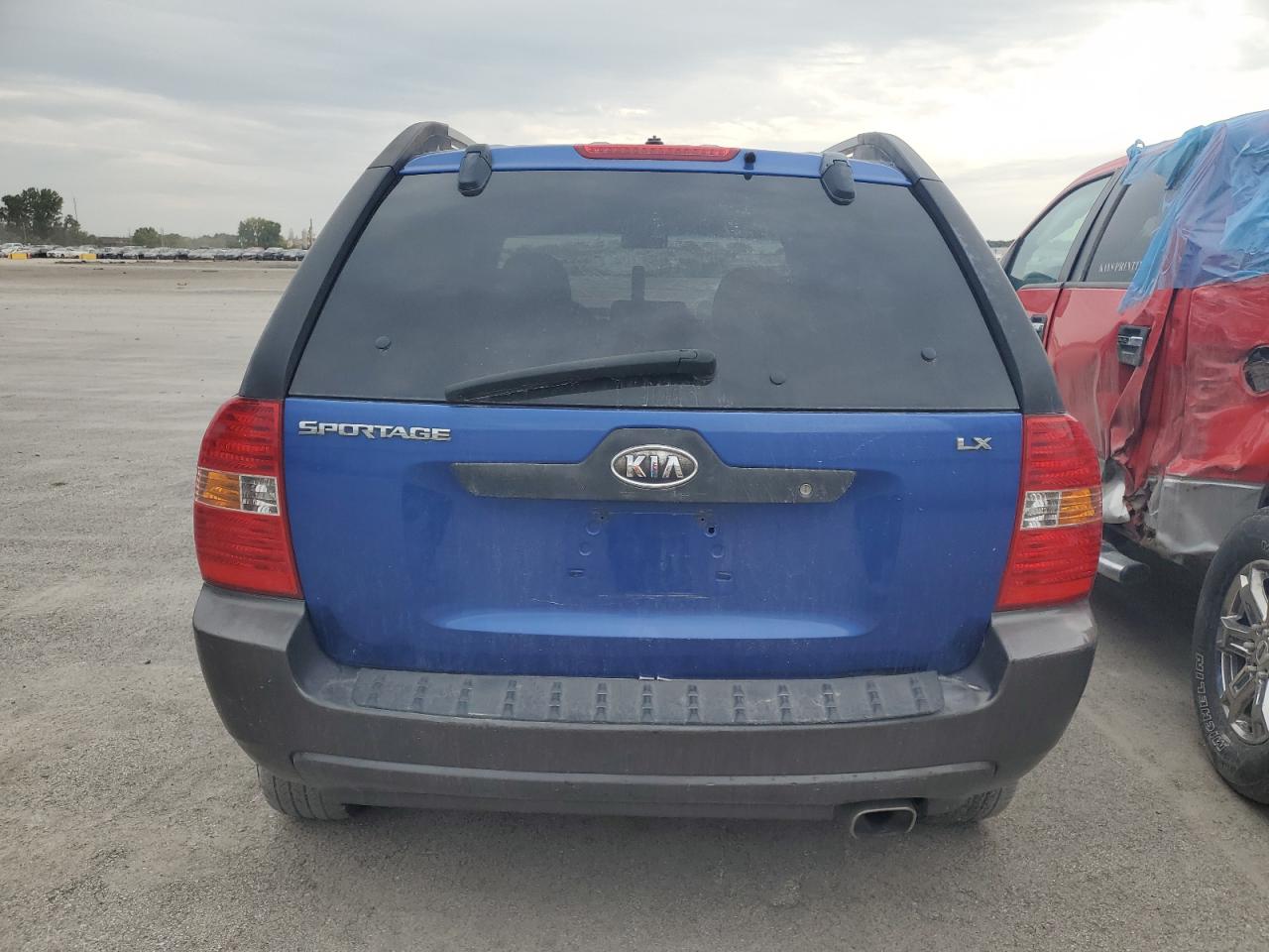 2006 Kia New Sportage Blue vin: KNDJF724267260914