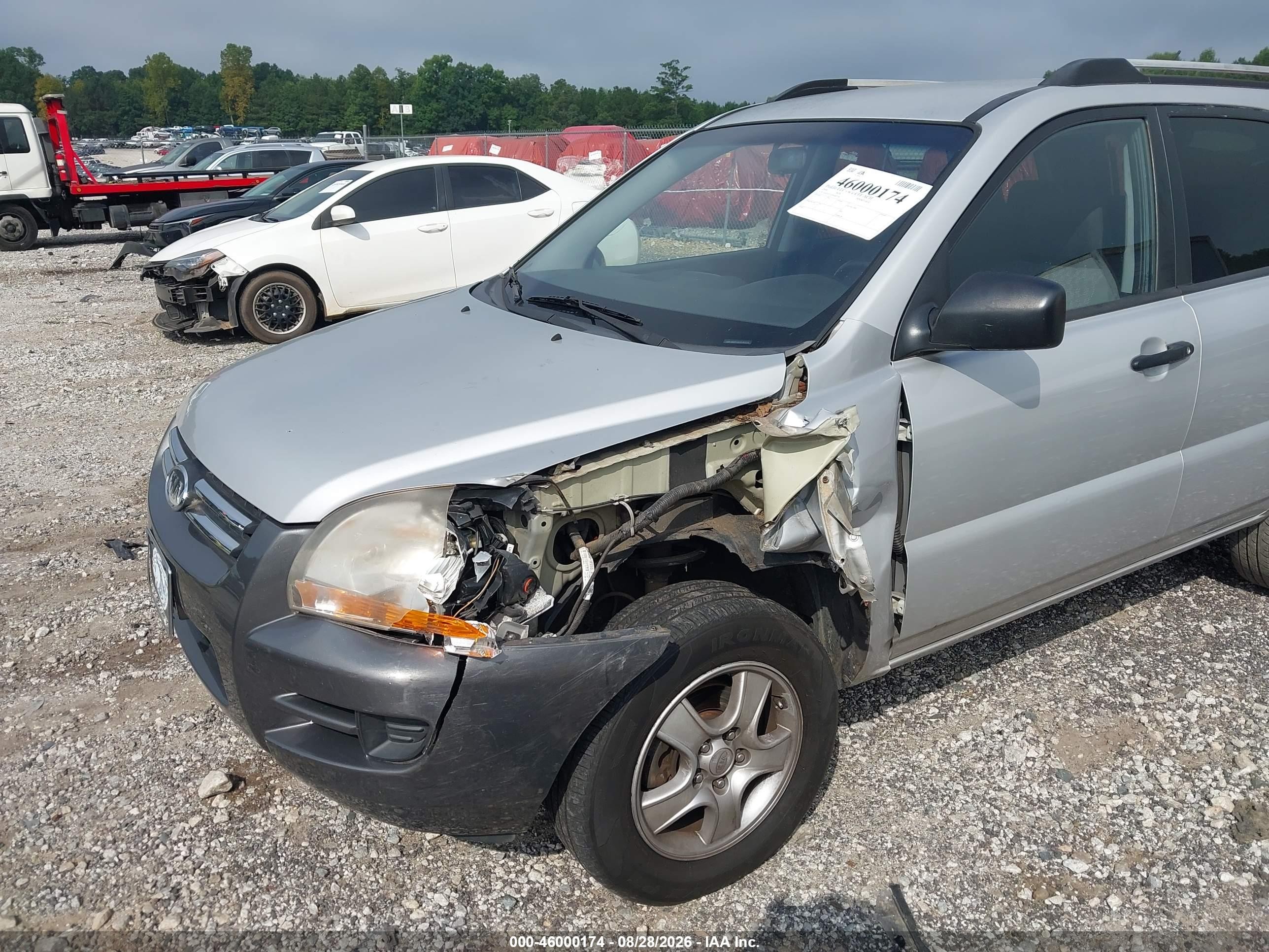 2008 Kia Sportage Lx Silver vin: KNDJF724287467774
