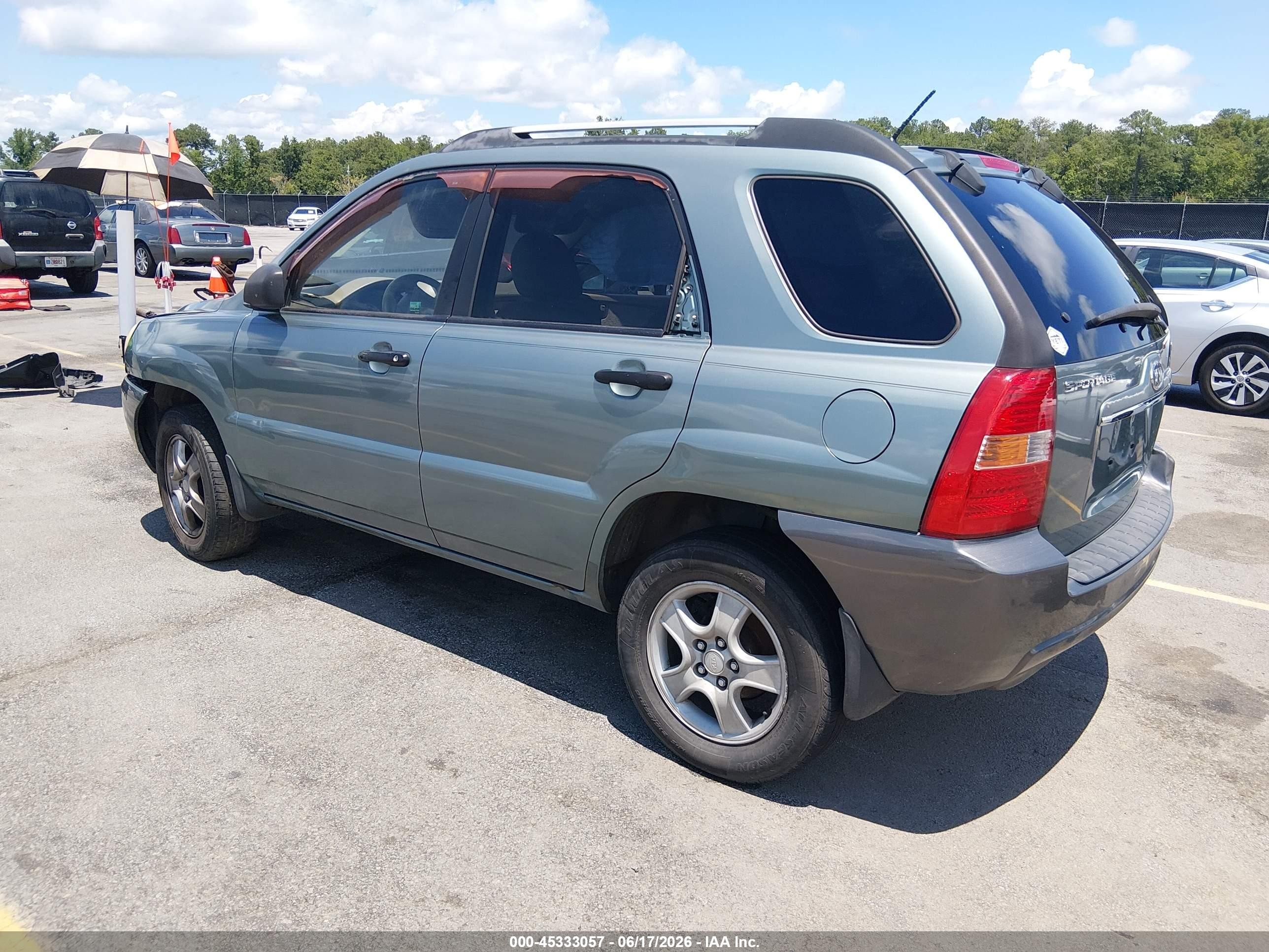 2008 Kia Sportage Lx Silver vin: KNDJF724287473560