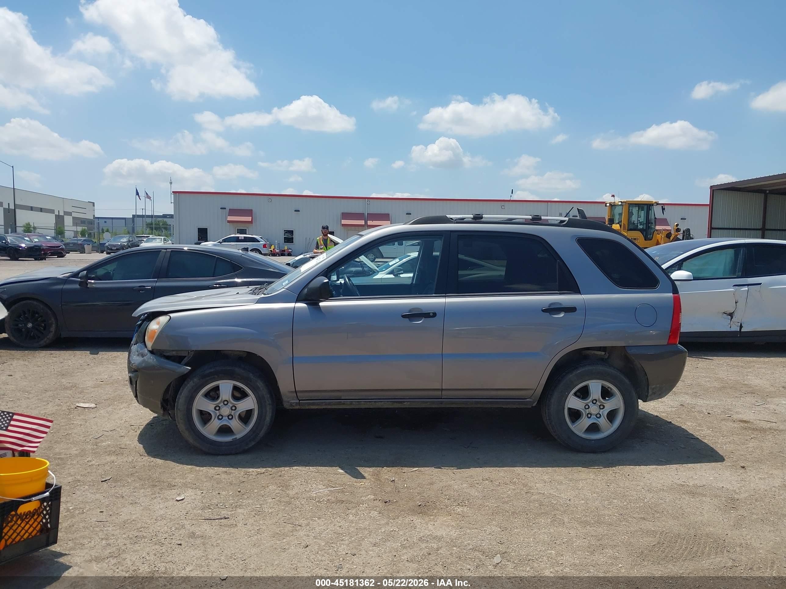 2008 Kia Sportage Lx Gray vin: KNDJF724287492173