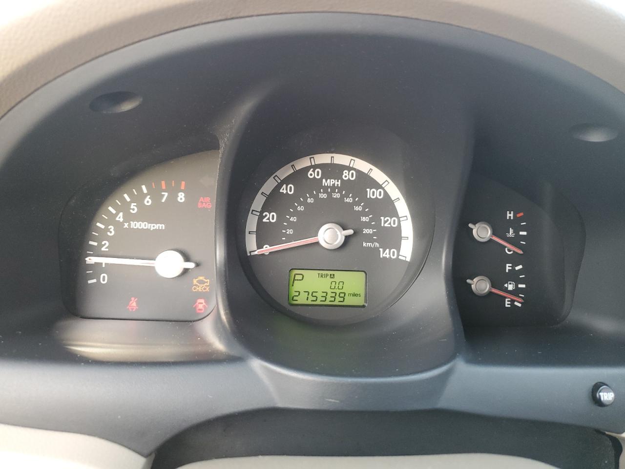 2005 Kia New Sportage Burgundy vin: KNDJF724357046609