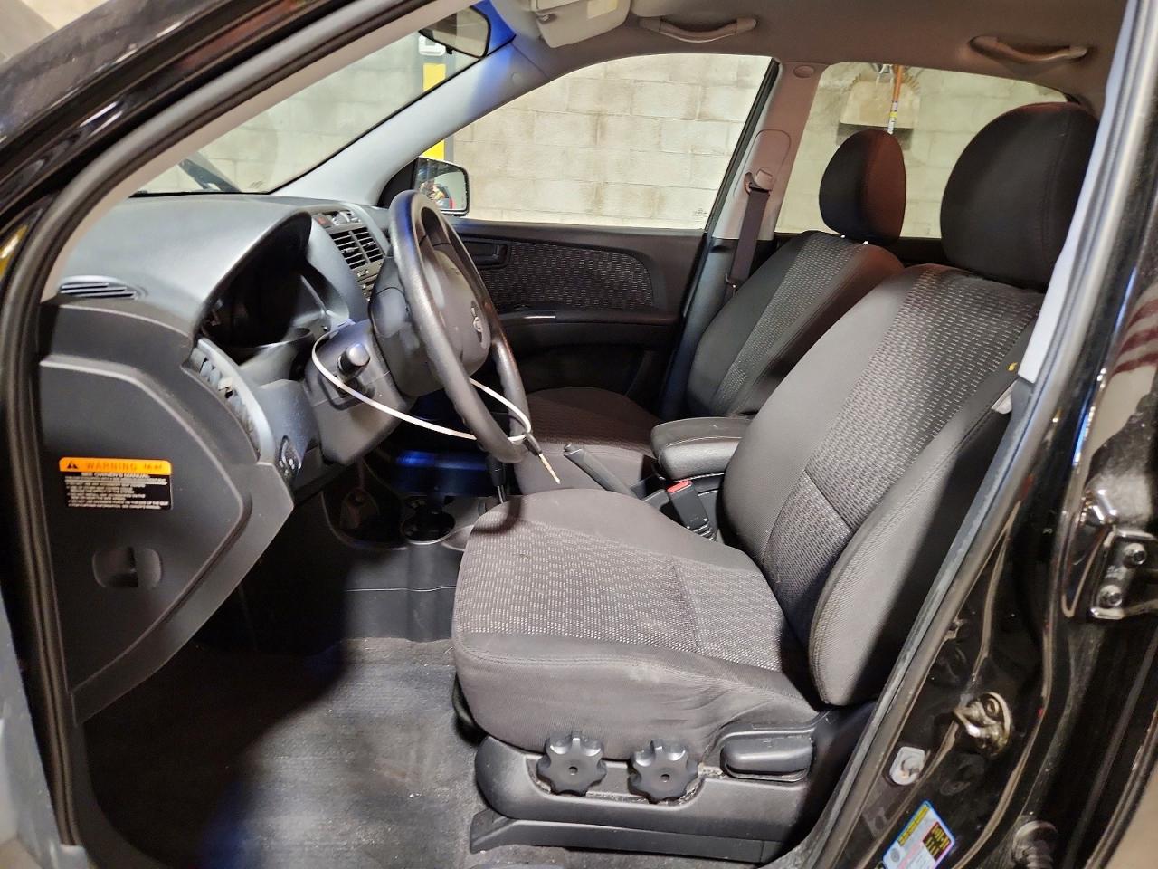 2005 Kia Sportage Lx Серый vin: KNDJF724357115685