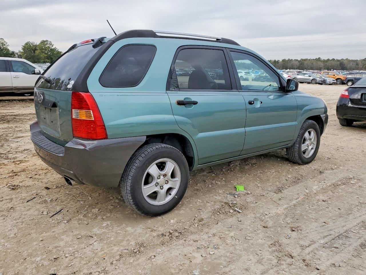 2006 Kia New Sportage Green vin: KNDJF724367182210