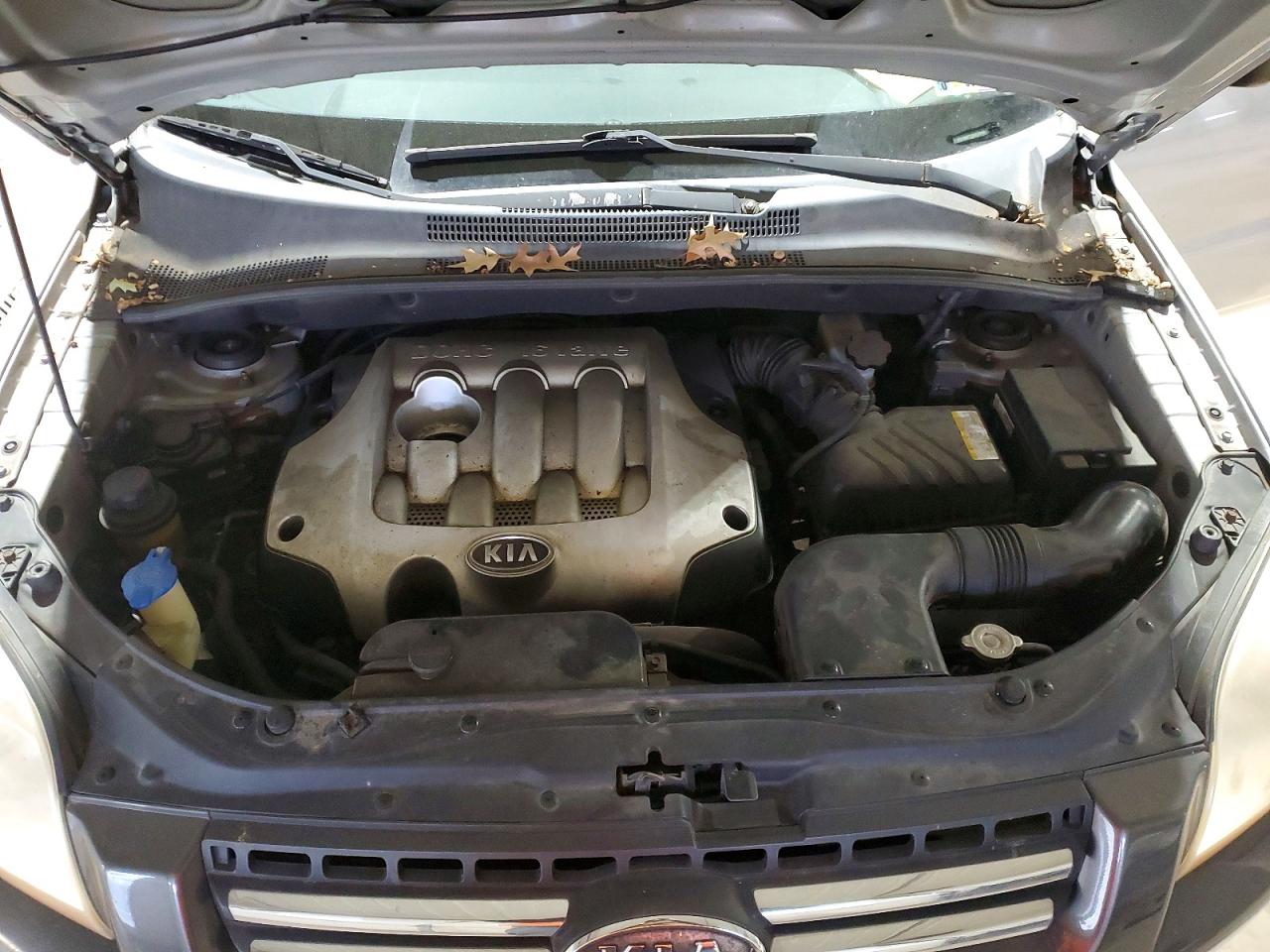 2006 Kia New Sportage Silver vin: KNDJF724367246956