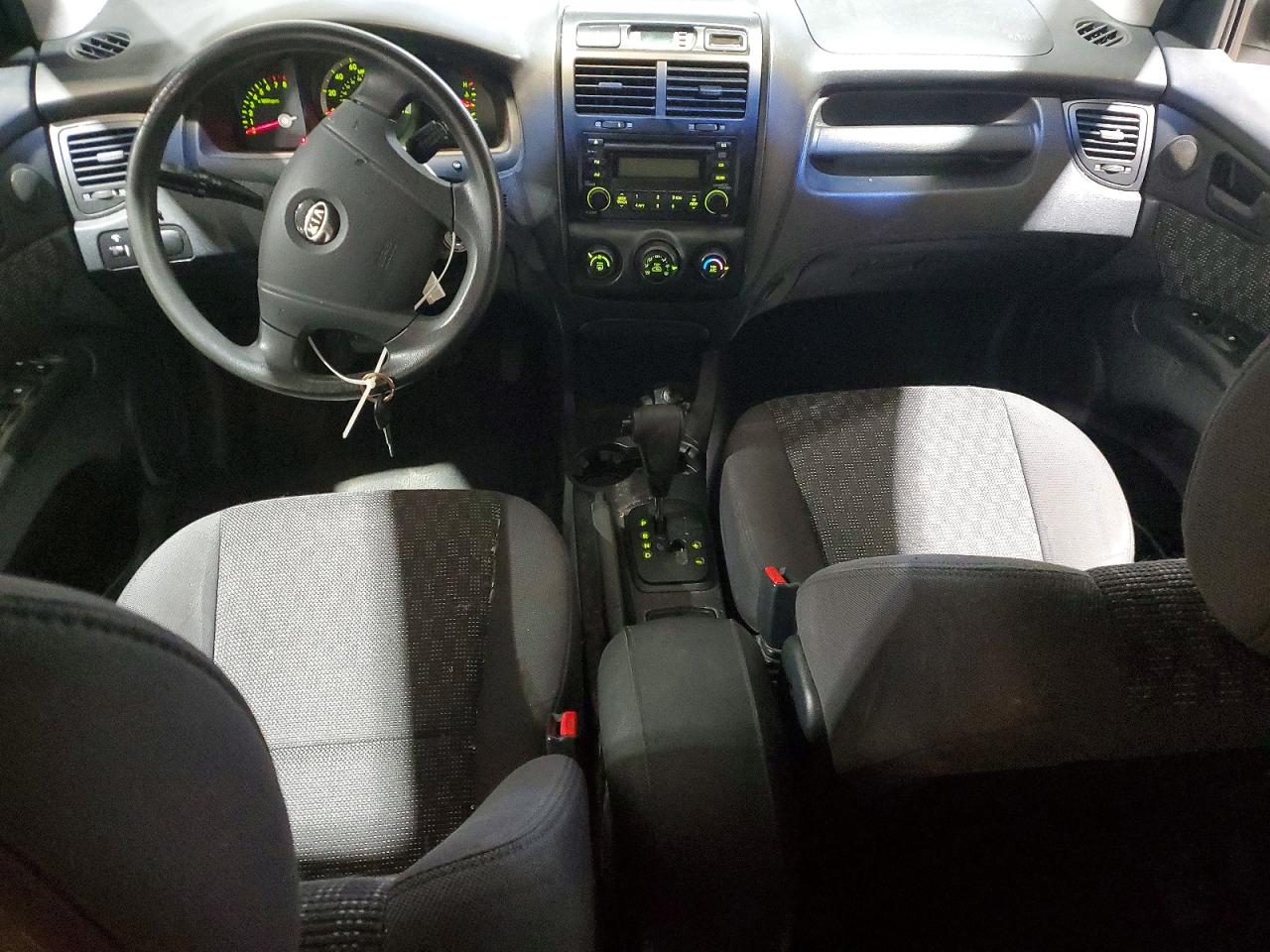 2006 Kia New Sportage Silver vin: KNDJF724367246956