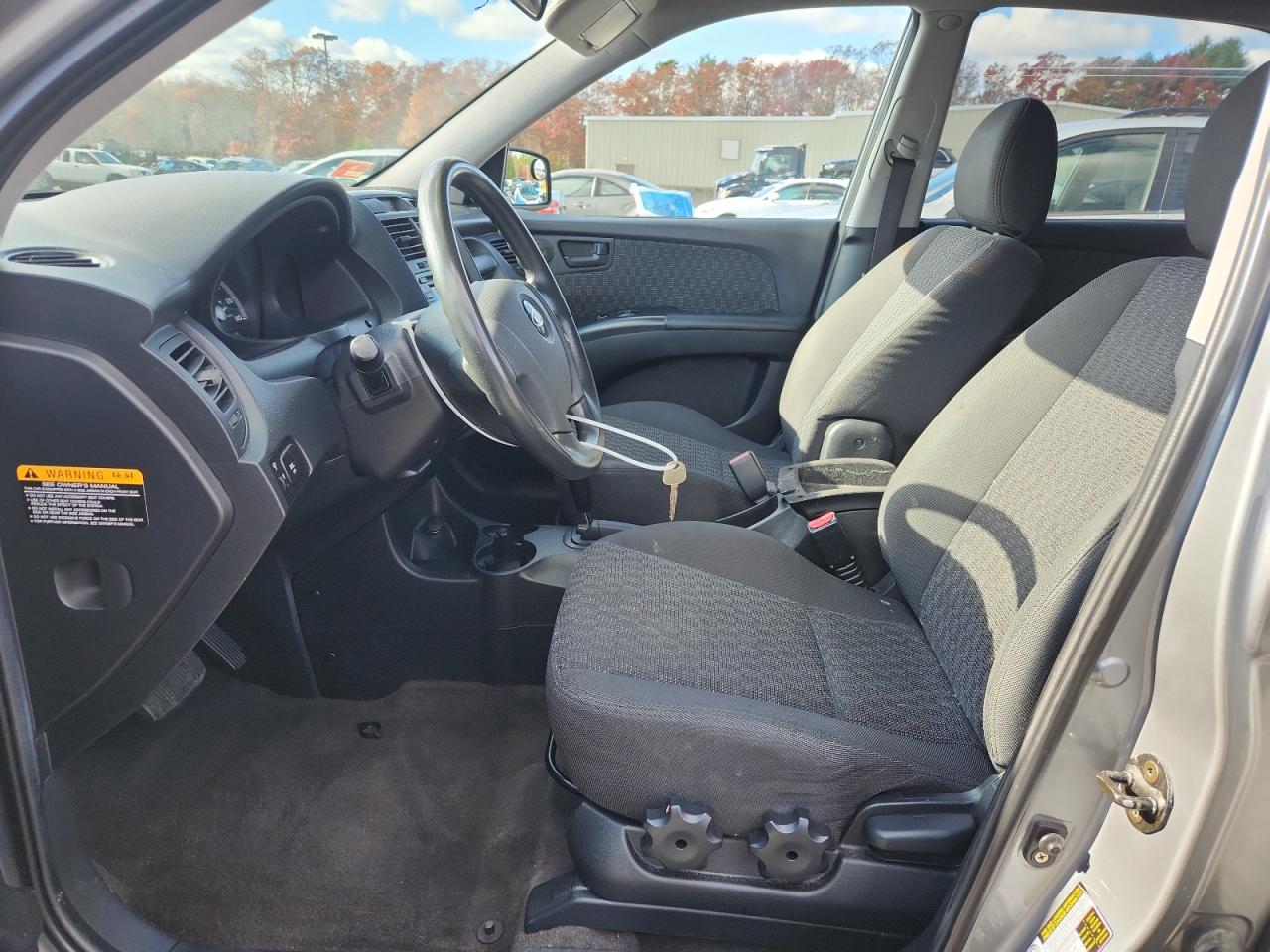 2006 Kia New Sportage Gray vin: KNDJF724367281982