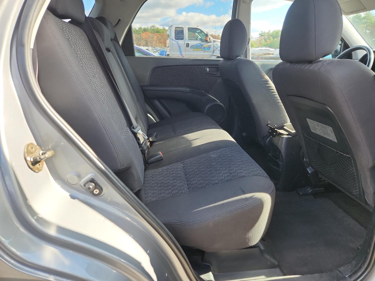 2006 Kia New Sportage Gray vin: KNDJF724367281982