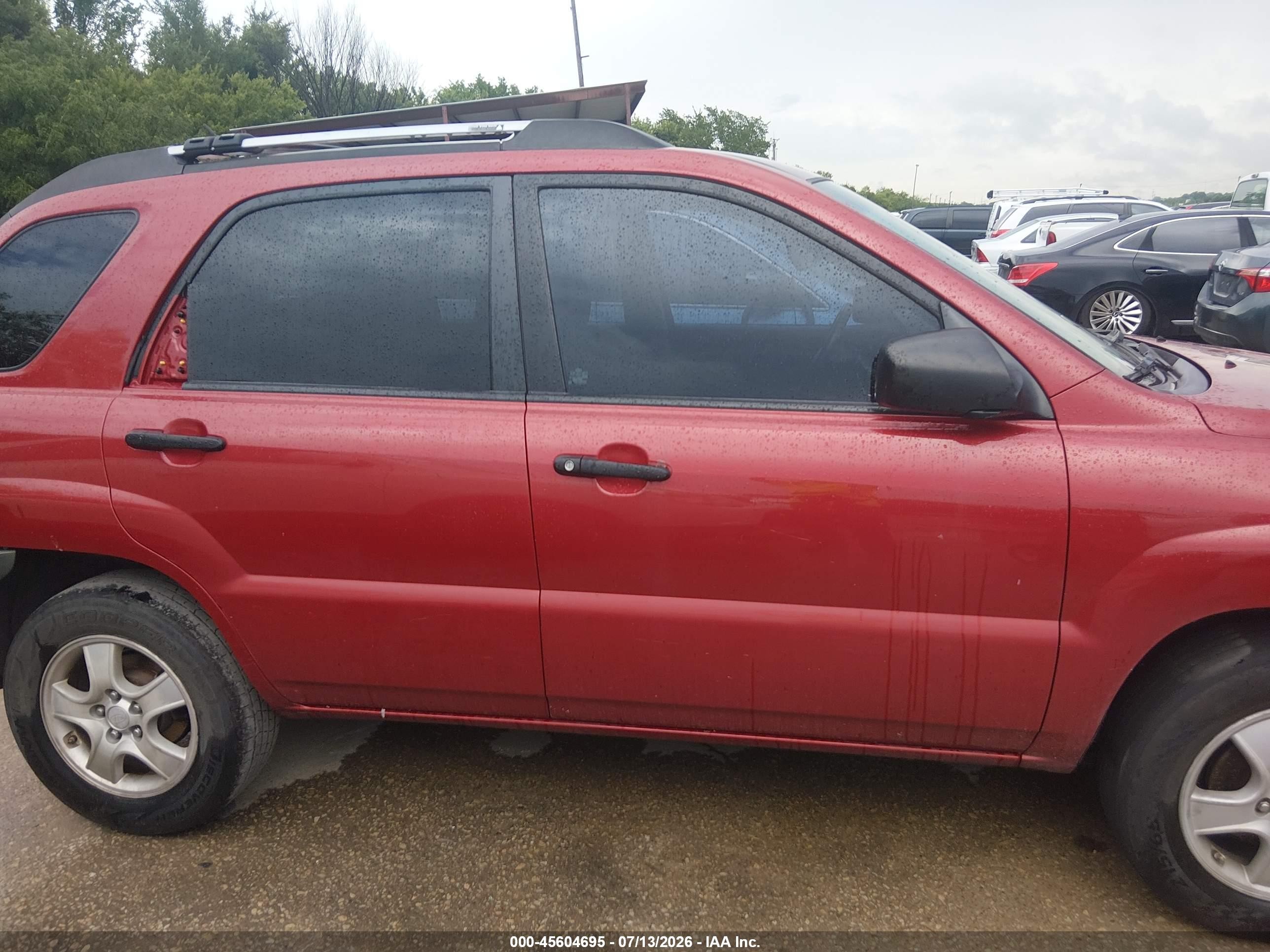 2008 Kia Sportage Lx Red vin: KNDJF724387452443