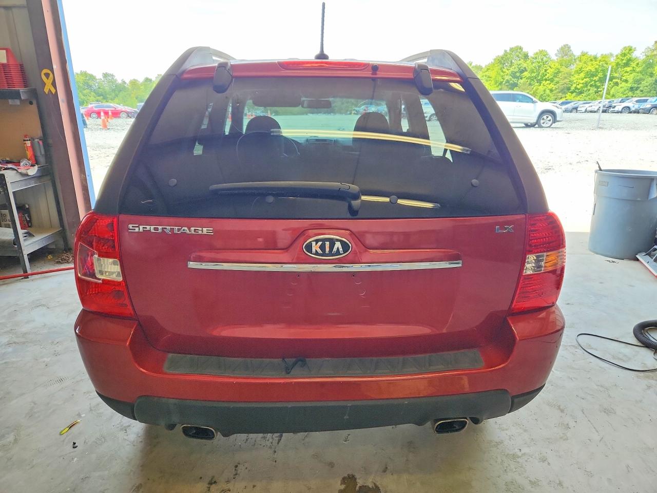 2009 Kia Sportage Lx Red vin: KNDJF724397554293