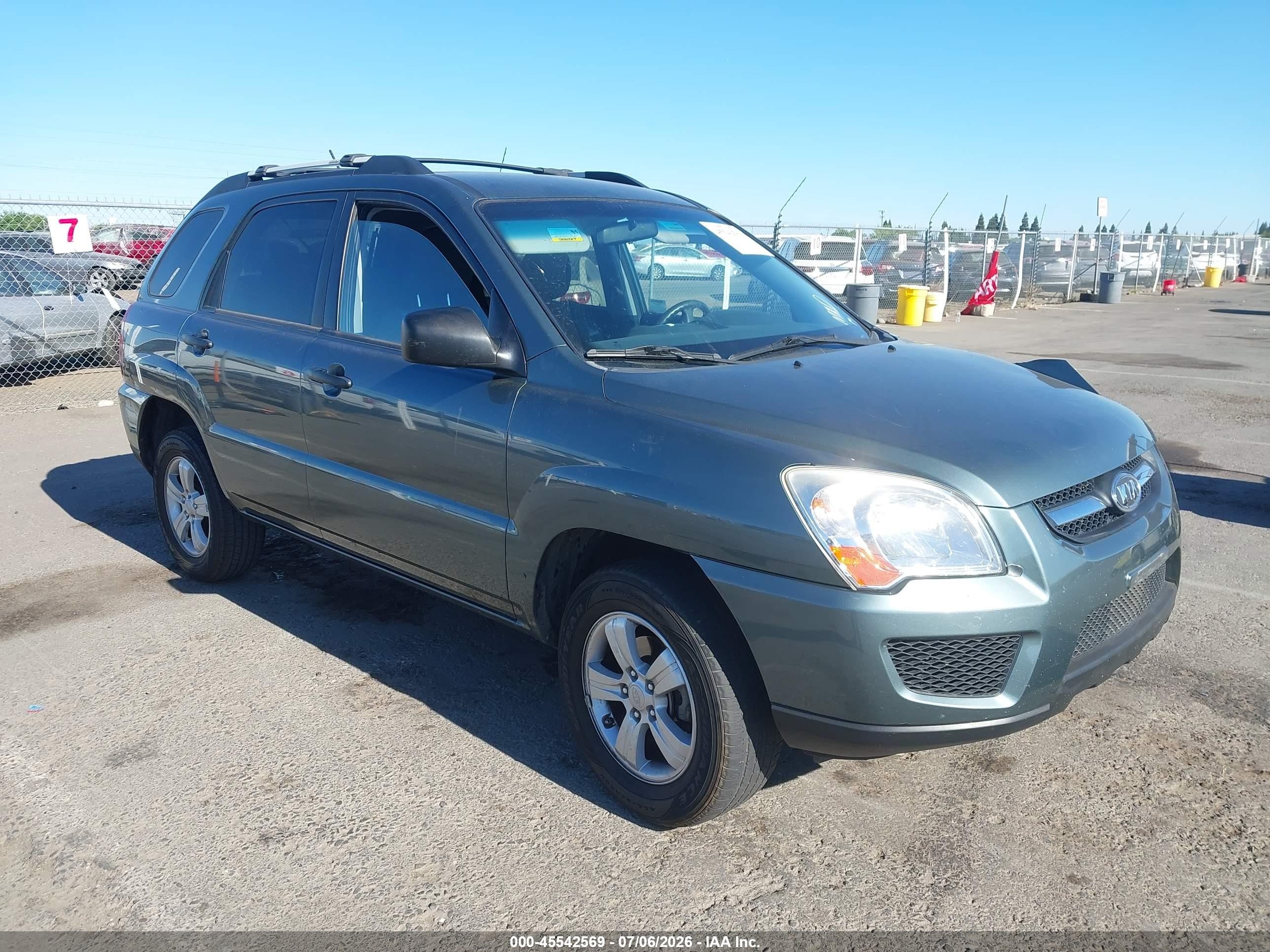 2009 Kia Sportage Lx Light Blue vin: KNDJF724397565505