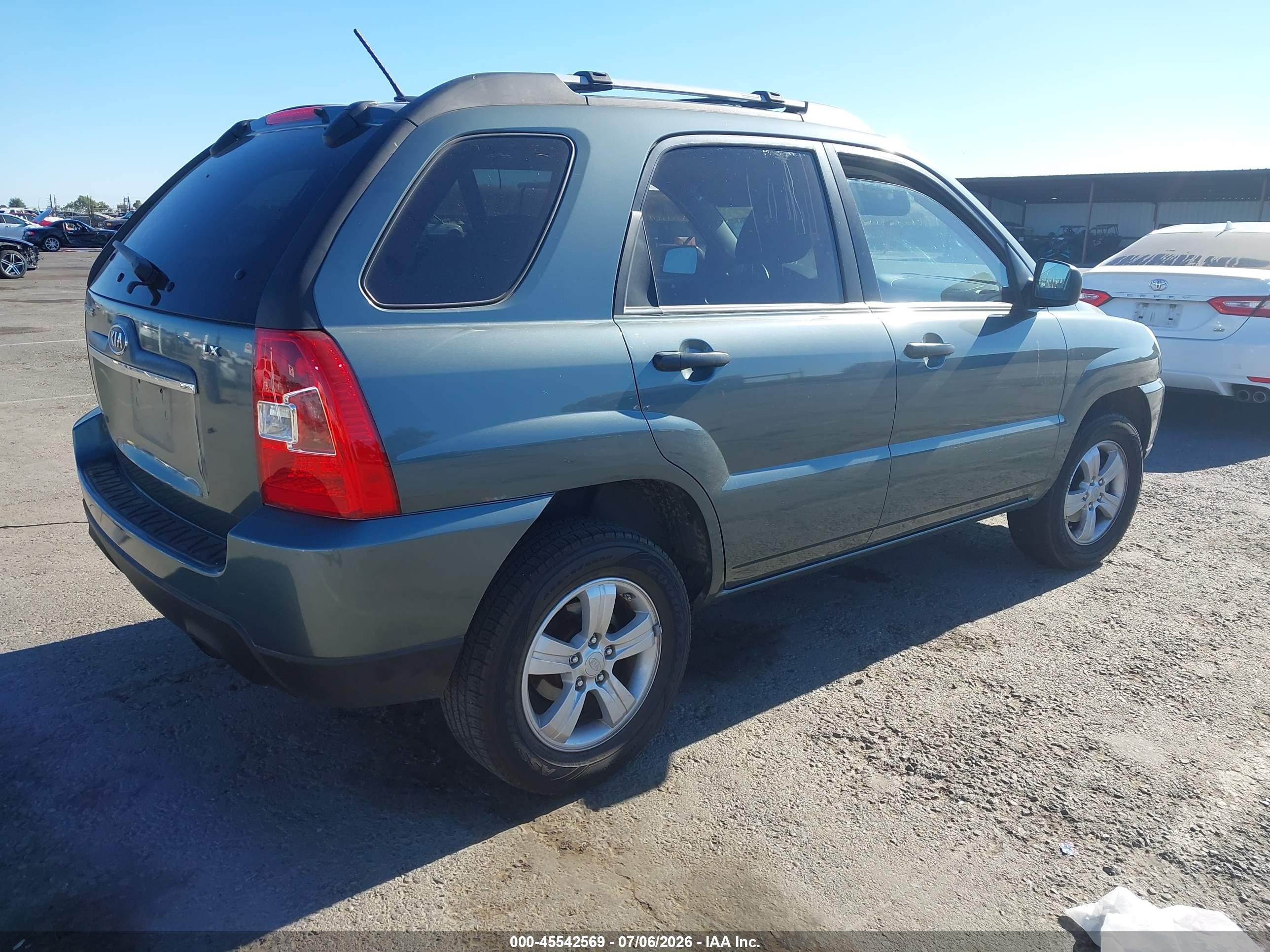 2009 Kia Sportage Lx Light Blue vin: KNDJF724397565505