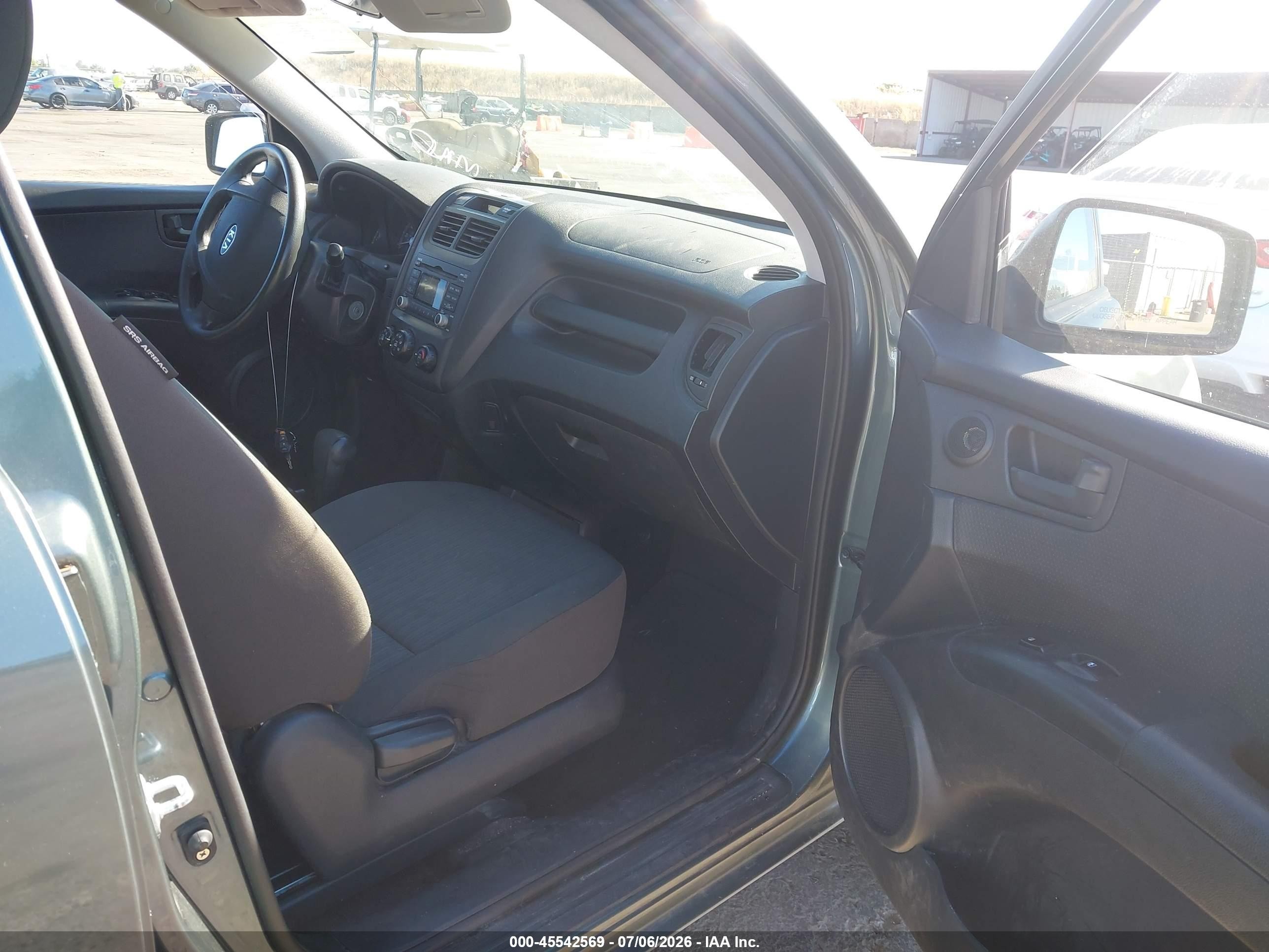 2009 Kia Sportage Lx Light Blue vin: KNDJF724397565505