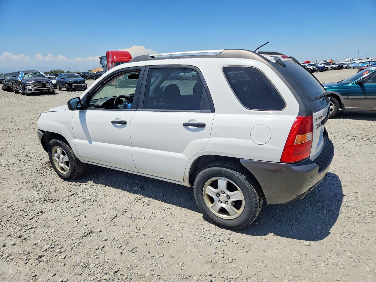 2006 Kia Sportage Lx White vin: KNDJF724467200973