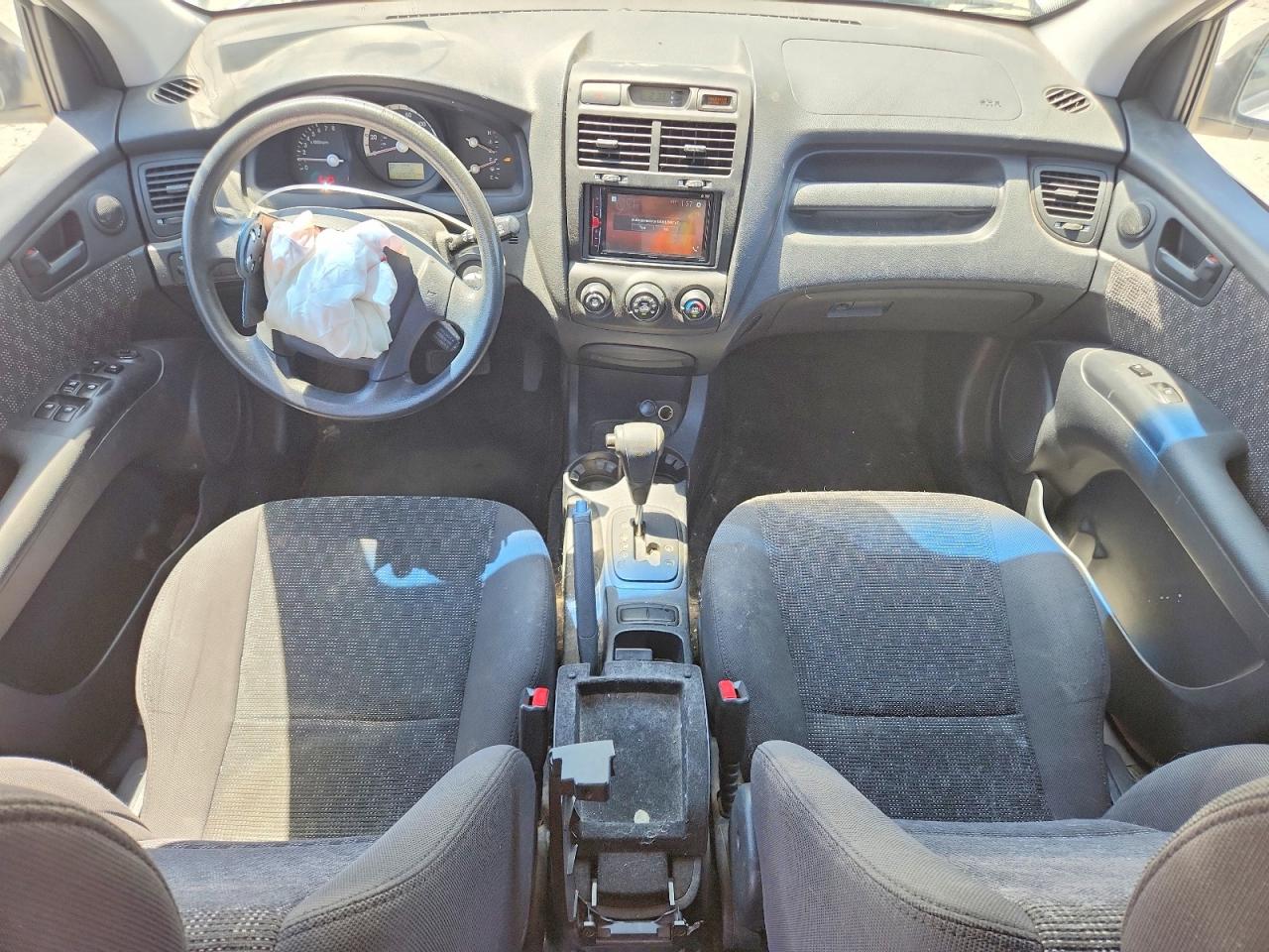 2006 Kia Sportage Lx White vin: KNDJF724467200973