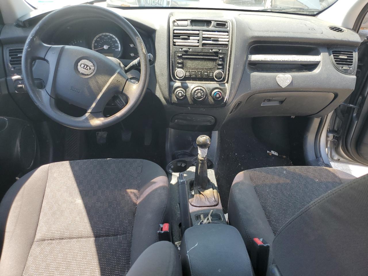 2006 Kia New Sportage Silver vin: KNDJF724467202092