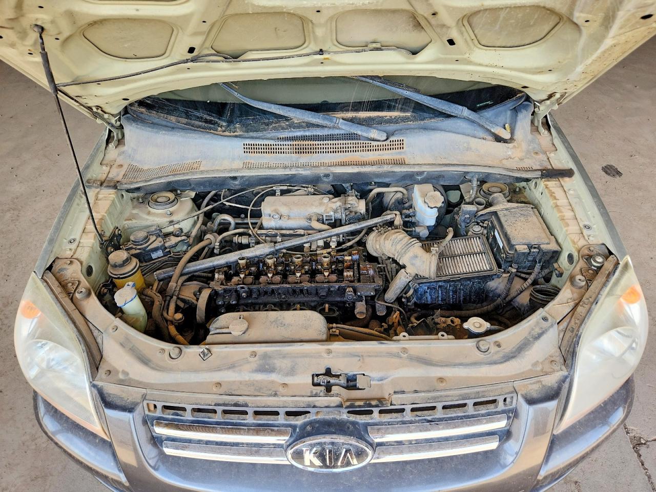 2007 Kia Sportage Lx Серебряный vin: KNDJF724477306485