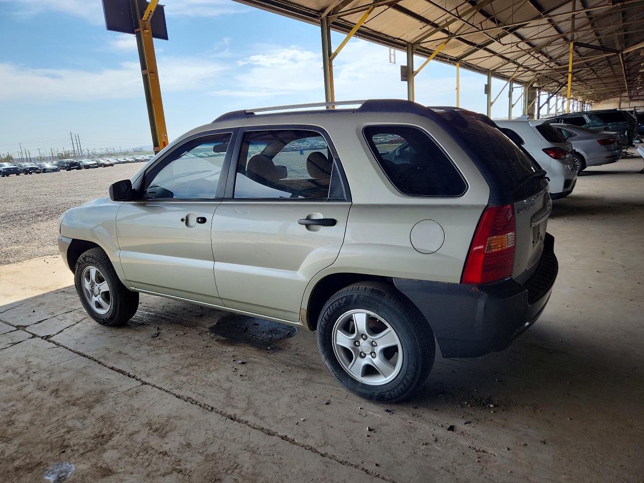 2007 Kia Sportage Lx Серебряный vin: KNDJF724477306485