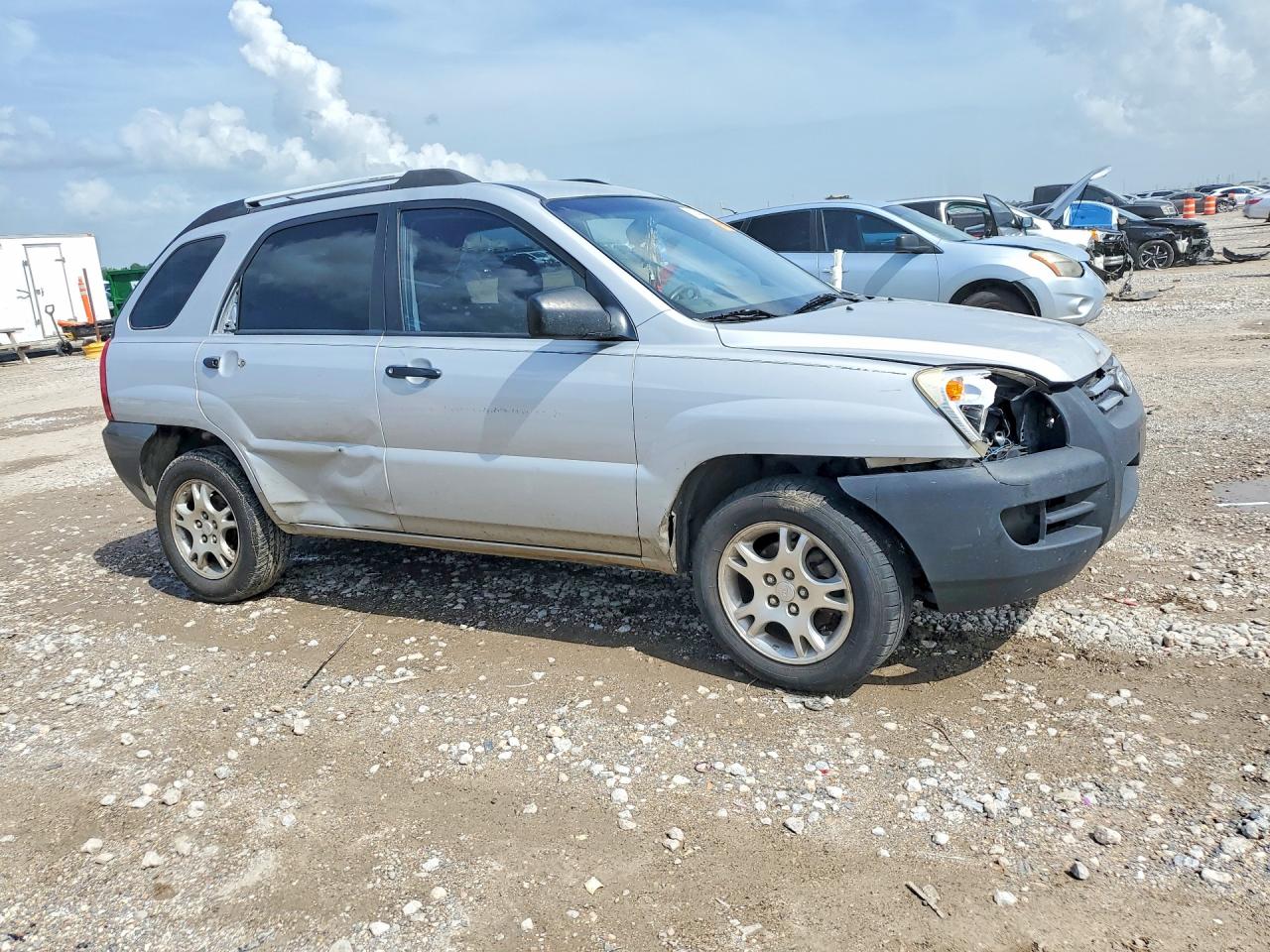 2007 Kia Sportage Lx Silver vin: KNDJF724477421314