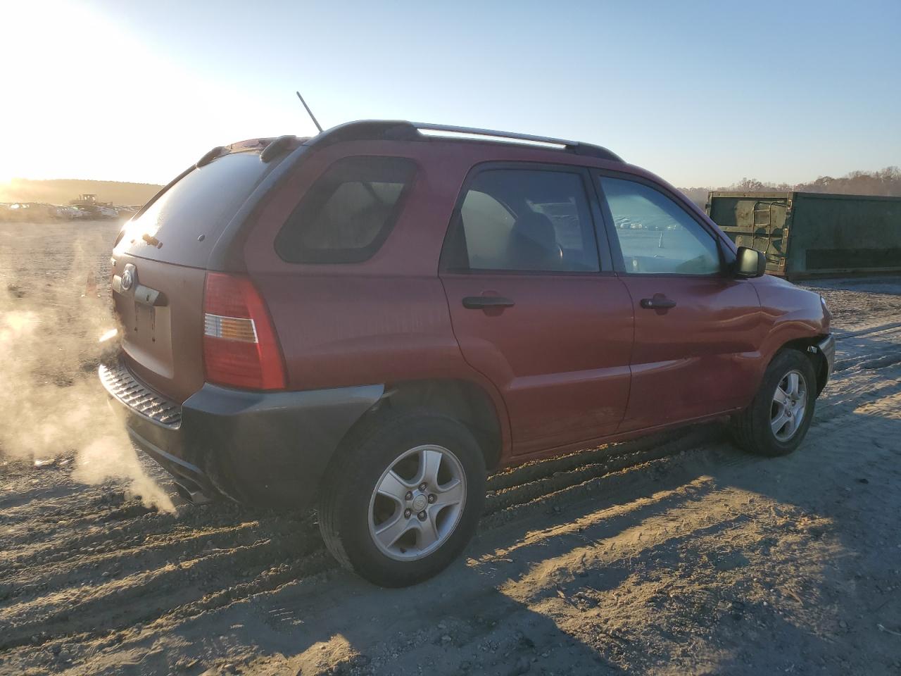 2005 Kia New Sportage Two Tone vin: KNDJF724557044456