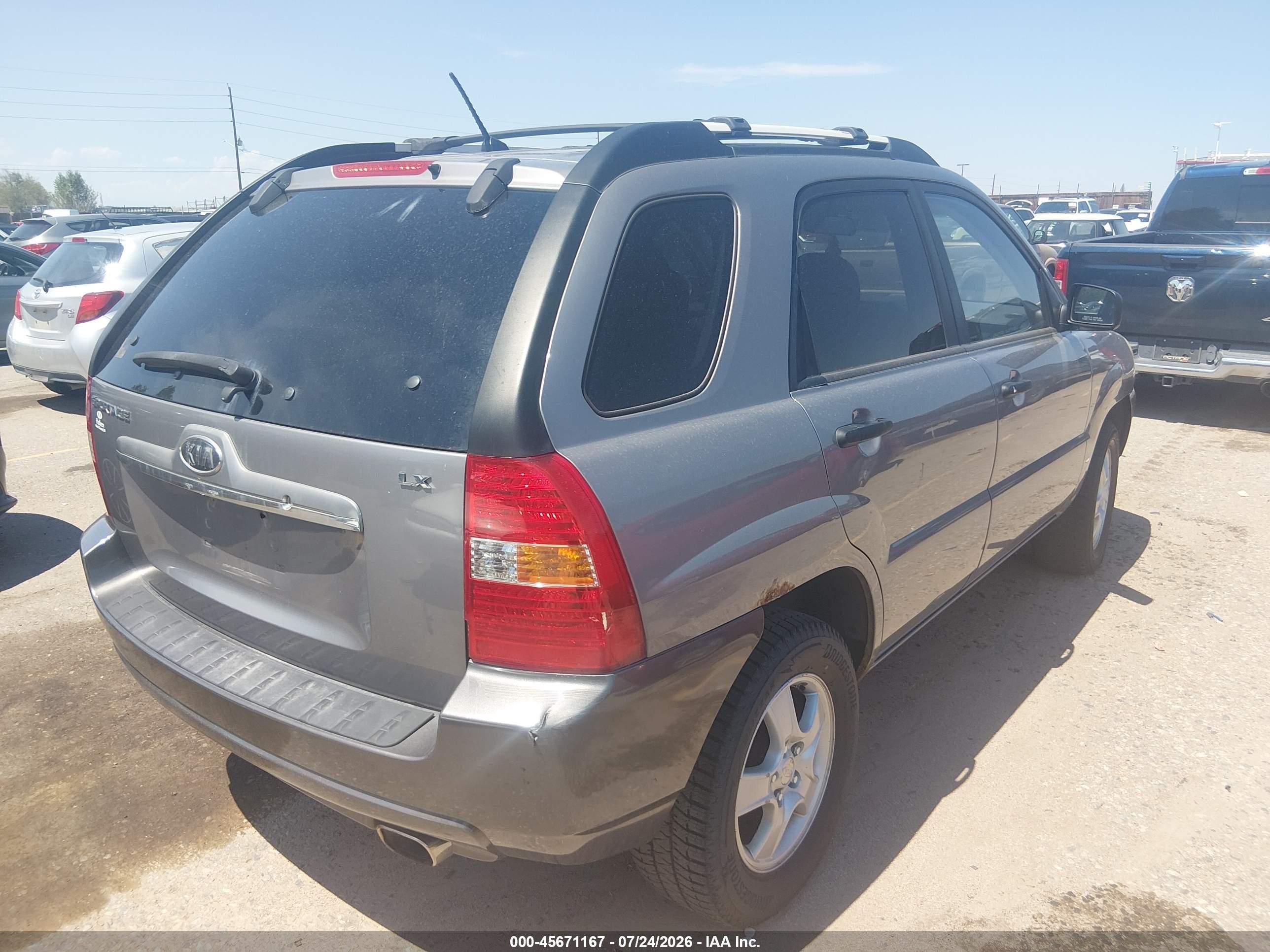 2008 Kia Sportage Lx Gray vin: KNDJF724687503837
