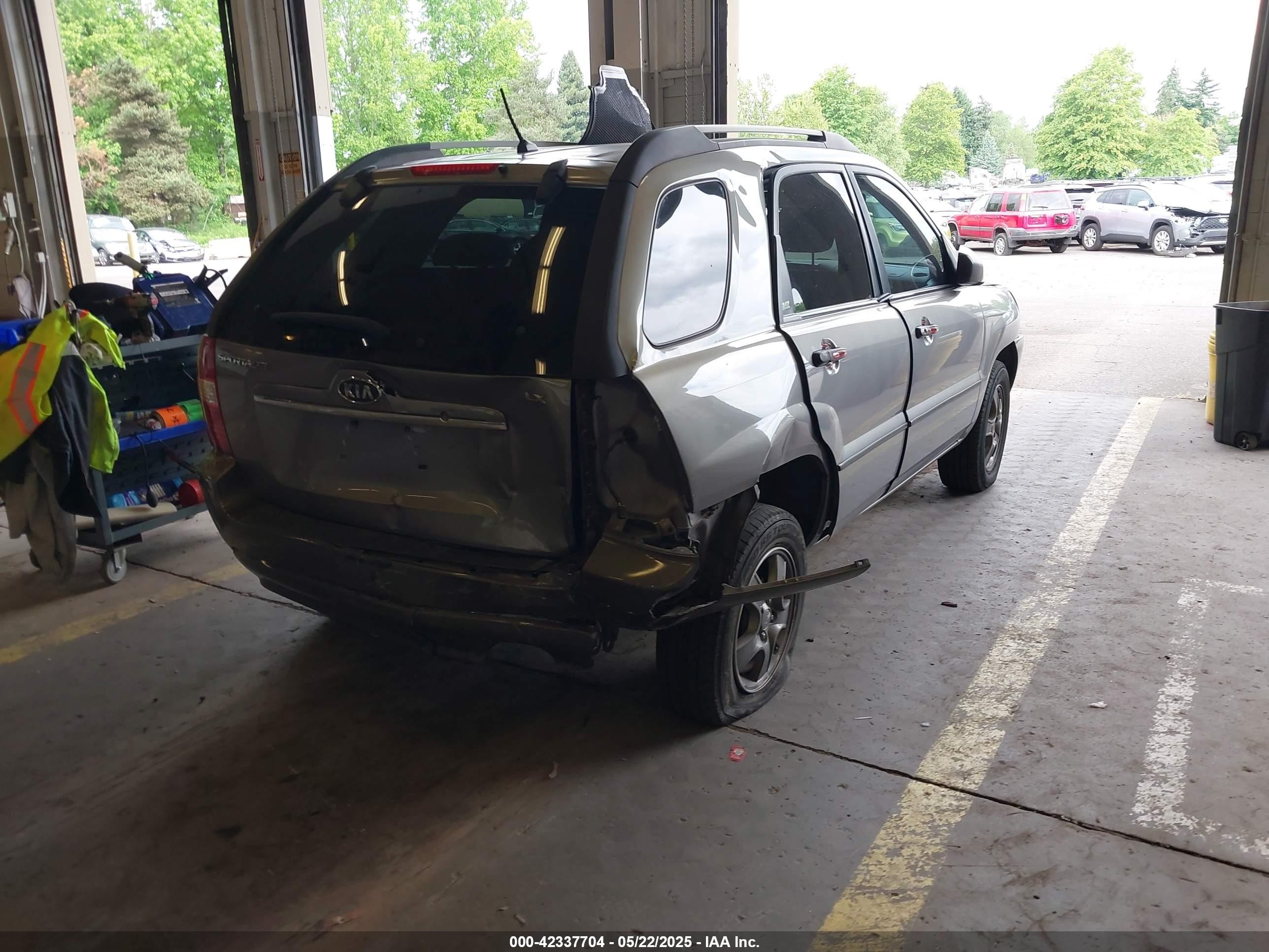 2008 Kia Sportage Lx Pewter vin: KNDJF724787522851