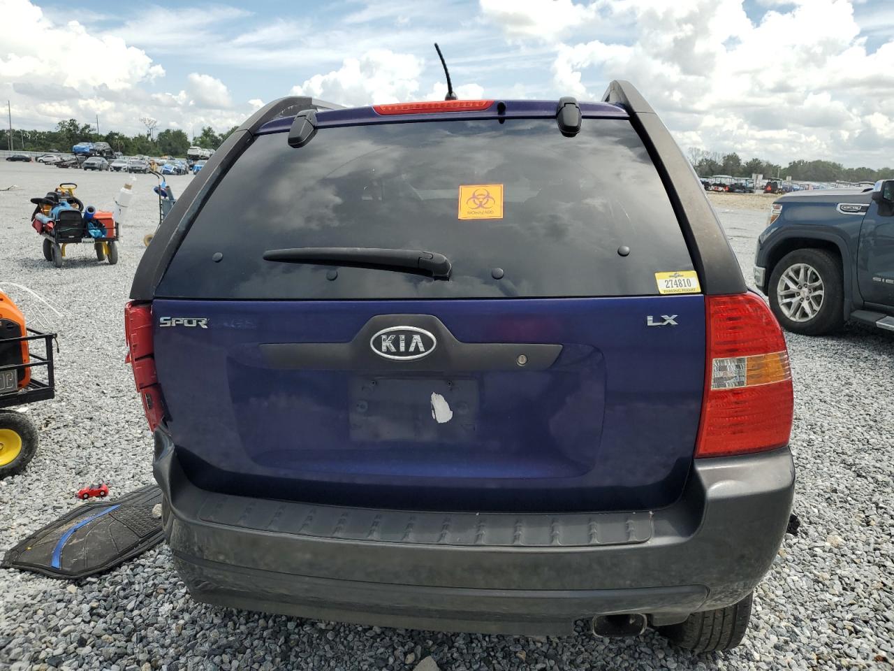 2006 Kia New Sportage    Blue vin: KNDJF724867185961