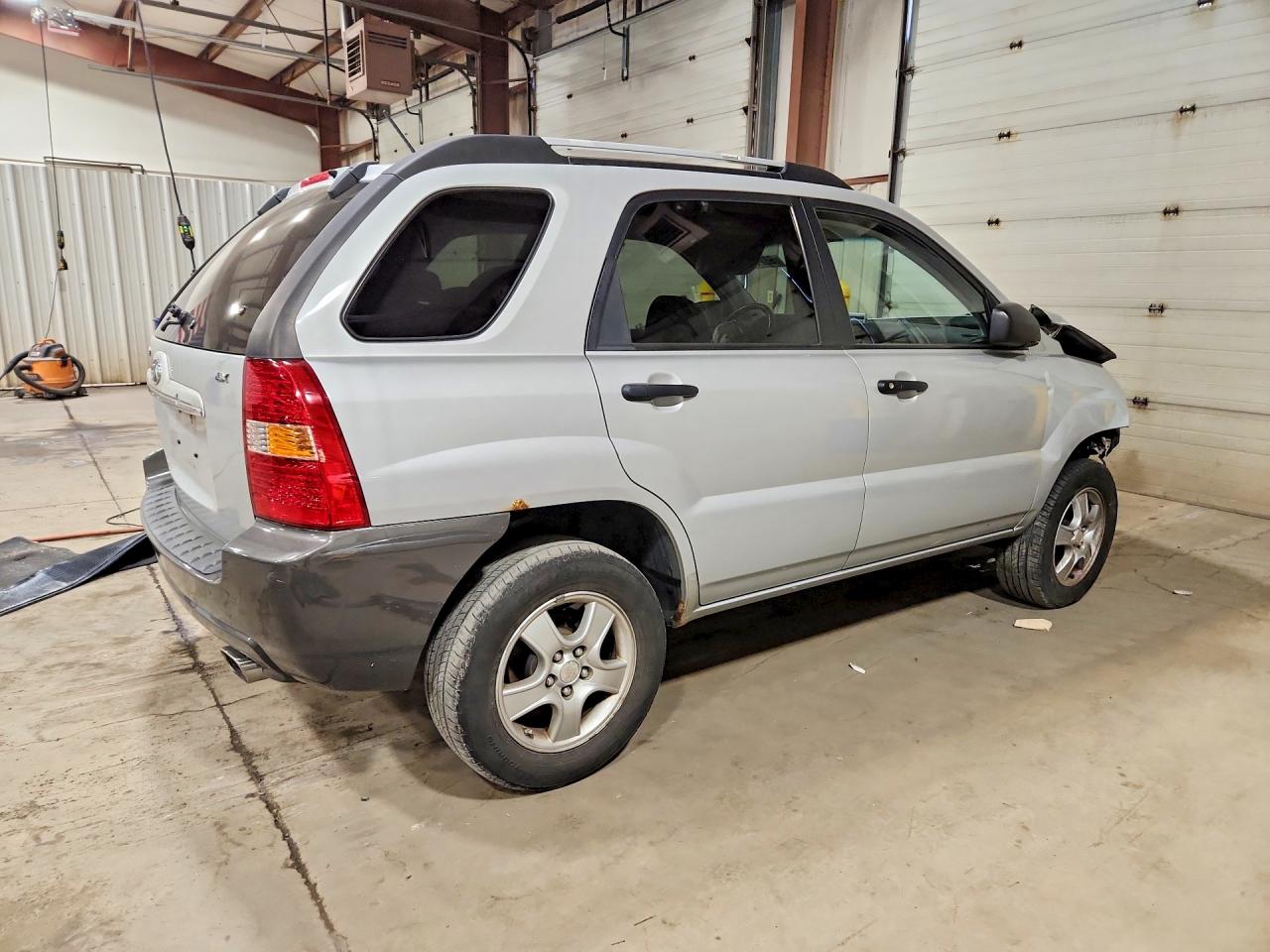 2008 Kia Sportage Lx Silver vin: KNDJF724887474342