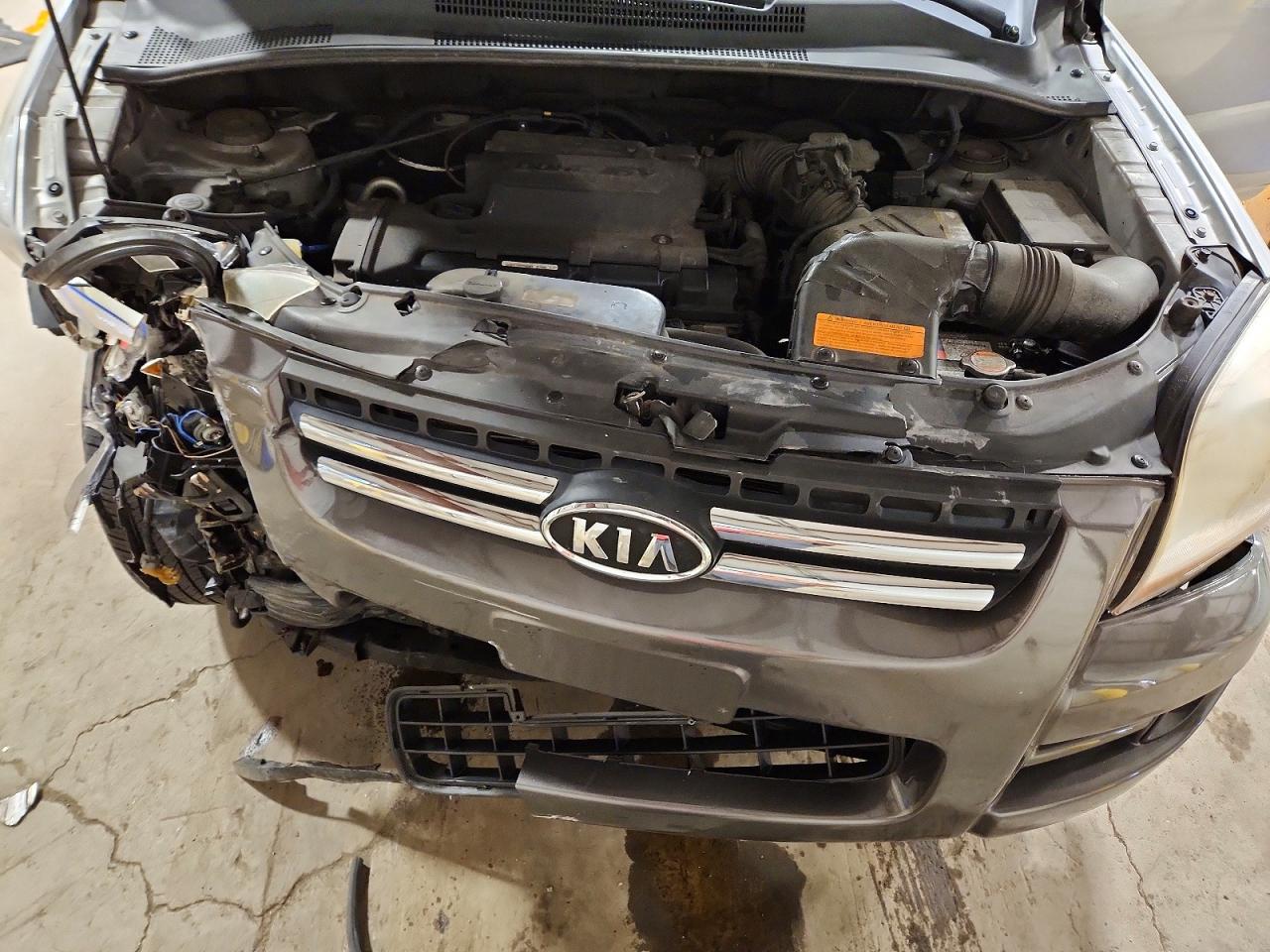 2008 Kia Sportage Lx Silver vin: KNDJF724887474342