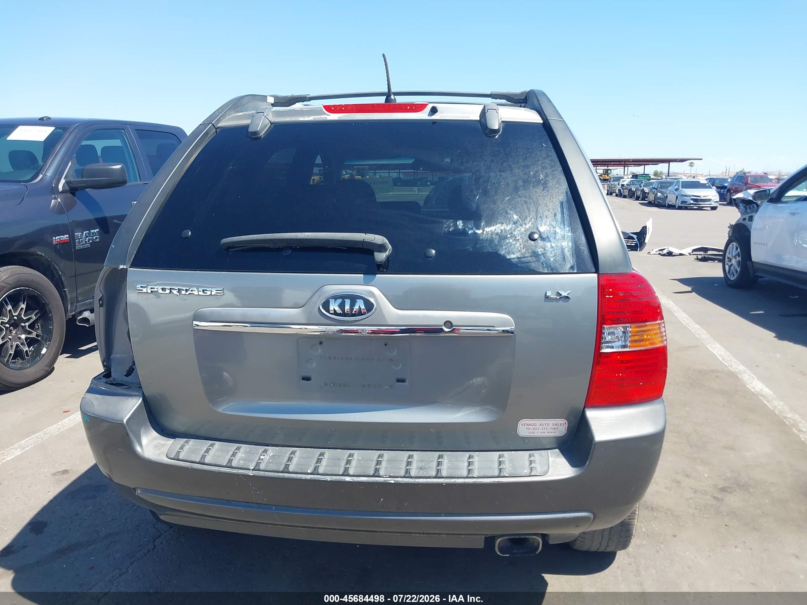 2008 Kia Sportage Lx Silver vin: KNDJF724887540646