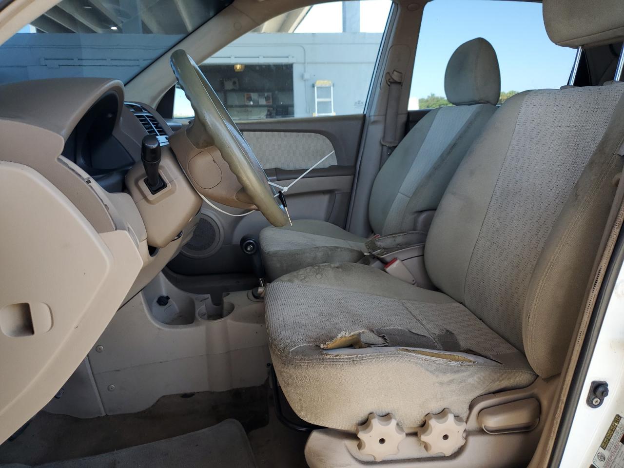 2005 Kia New Sportage Белый vin: KNDJF724X57085181