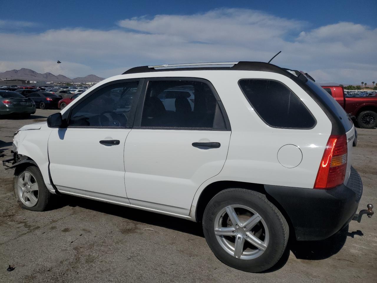 2006 Kia New Sportage Белый vin: KNDJF724X67161841